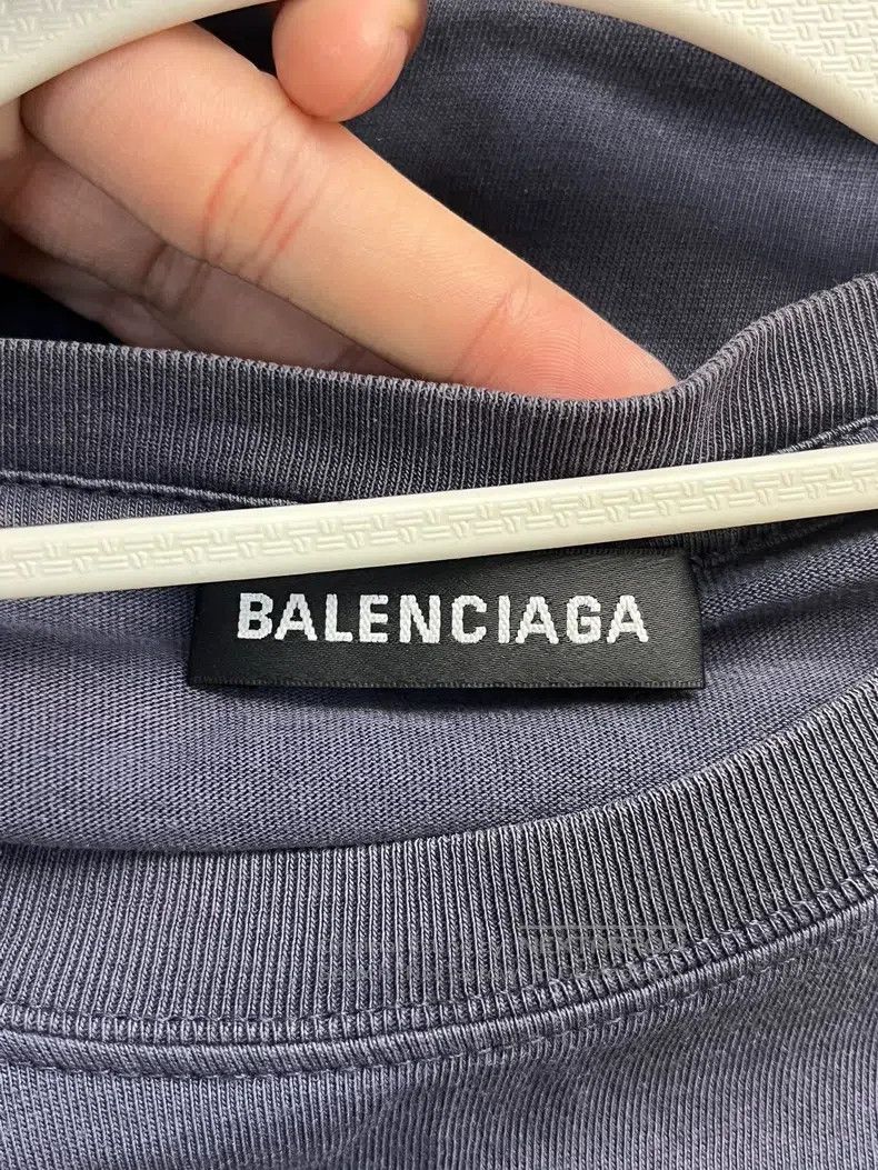 Balenciaga Balenciaga Logo Printed Straight Short Sleeve Crew Neck T- Size US L / EU 52-54 / 3 - 3 Thumbnail