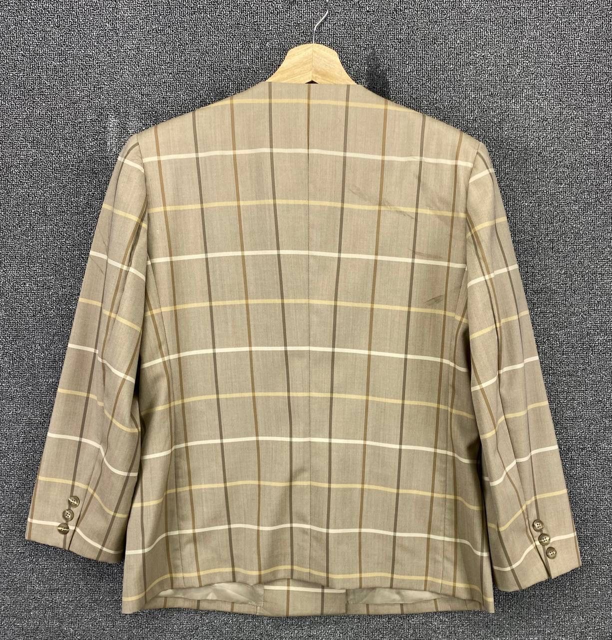 Burberry Vintage Burberry Shadows Plaid Checkered Coat Jacket Size M / US 6-8 / IT 42-44 - 10 Thumbnail