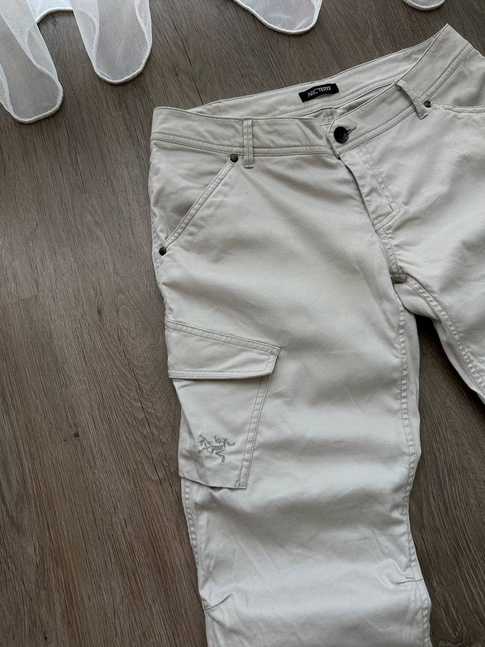 Arc'teryx × Vintage Vintage Arc’Teryx Cargo Outdoor White Pants Size US 30 / EU 46 - 4 Thumbnail