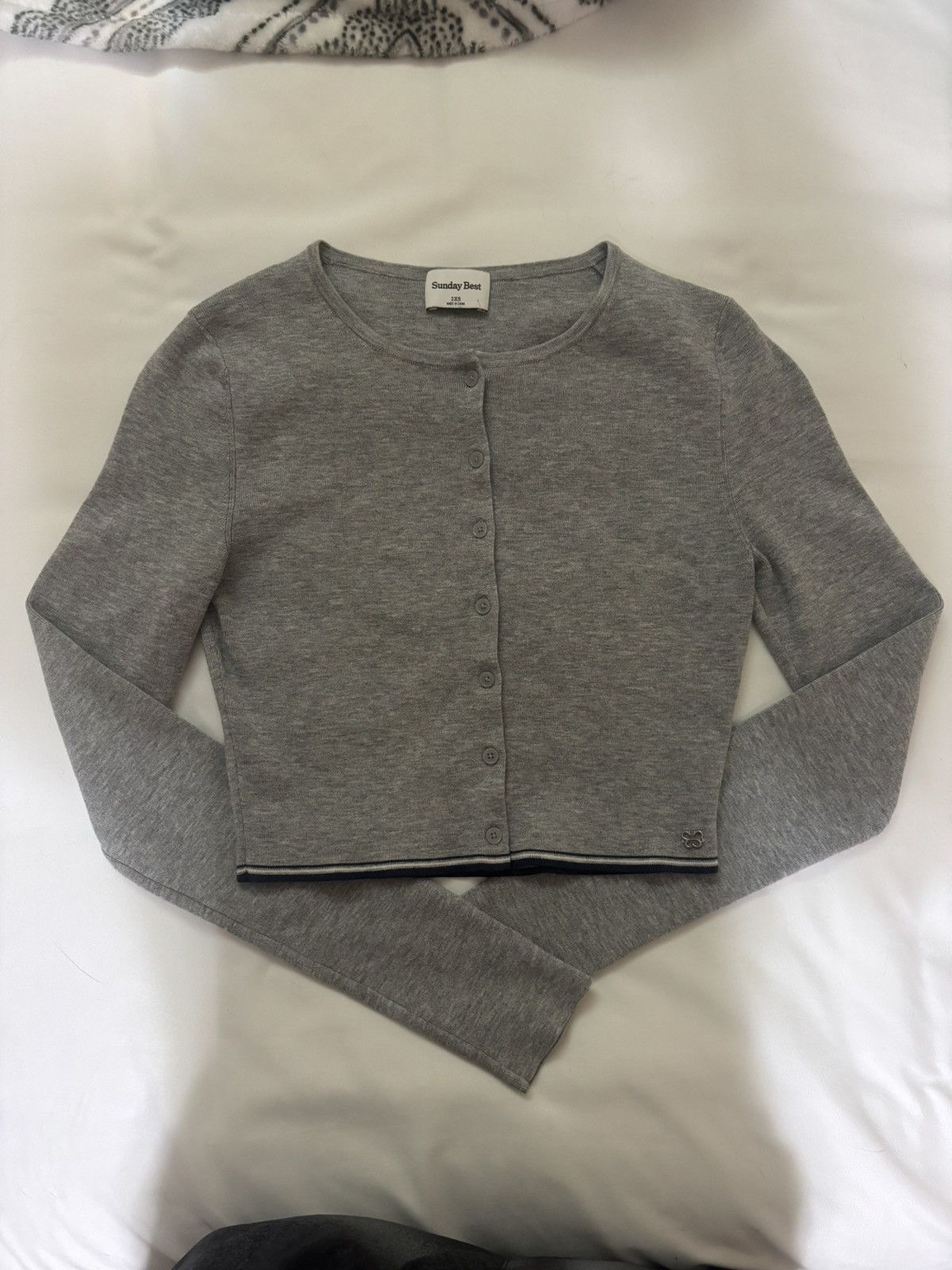 Aritzia Sundays Best Button-Up Crop Top Size XXS / US 00 / IT 34 - 2 Thumbnail