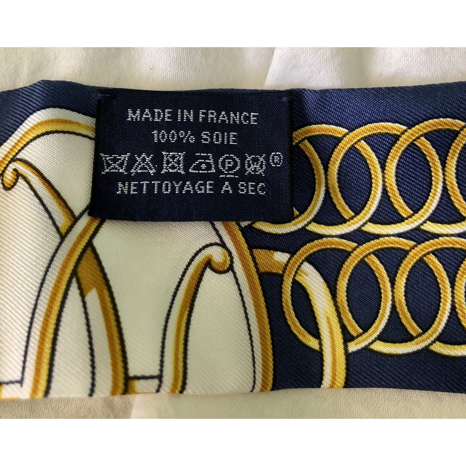 Hermes Authentic Hermès Twilly Silk Scarf Made in France Size ONE SIZE - 4 Thumbnail