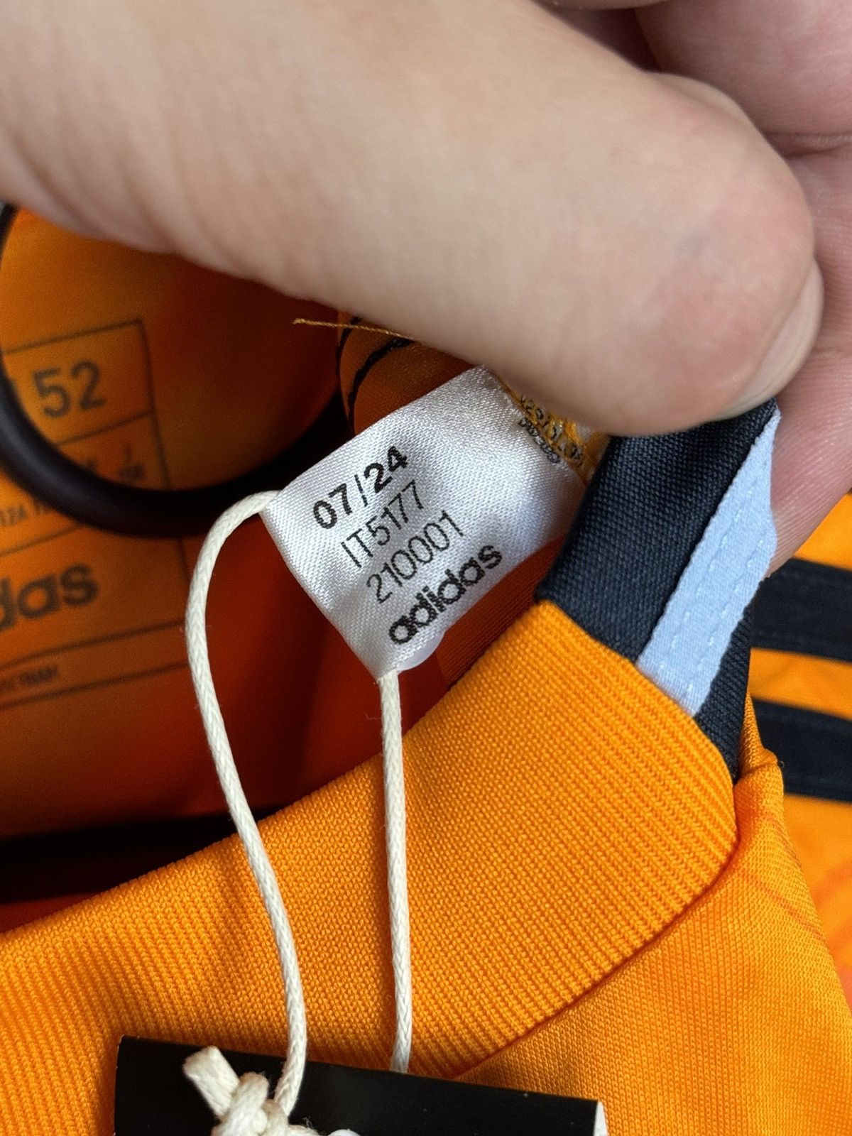 Adidas KIDS New Real Madrid 24/25 Away Bellingham Football Jersey Size US XS / EU 42 / 0 - 7 Thumbnail