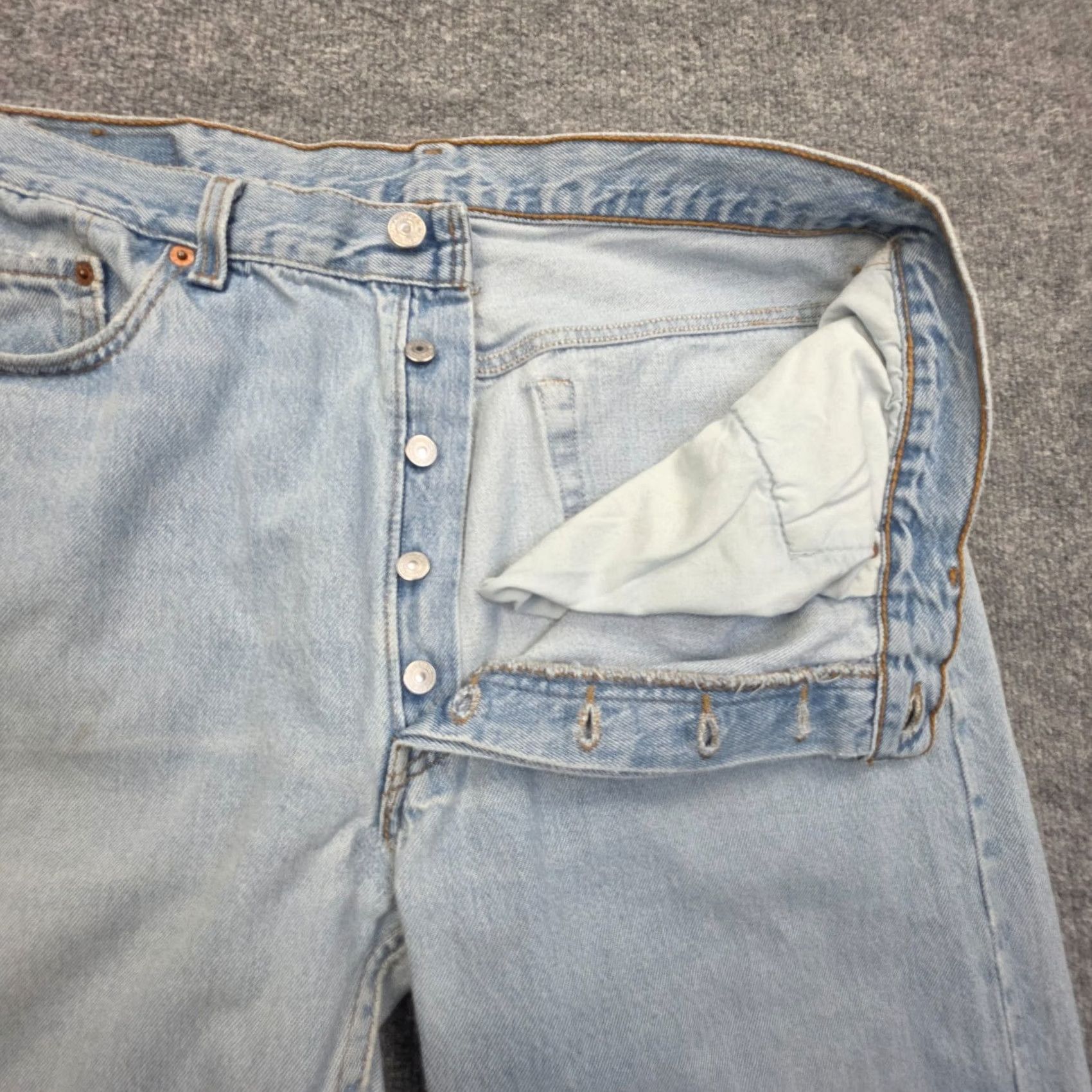 Levi's Item Specifications: Shoe Type Size US 34 / EU 50 - 5 Thumbnail