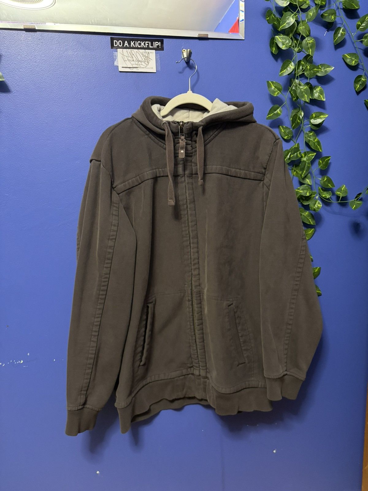 Ultra Heavyweight Brown Hoodie With Durable Cozy Fit