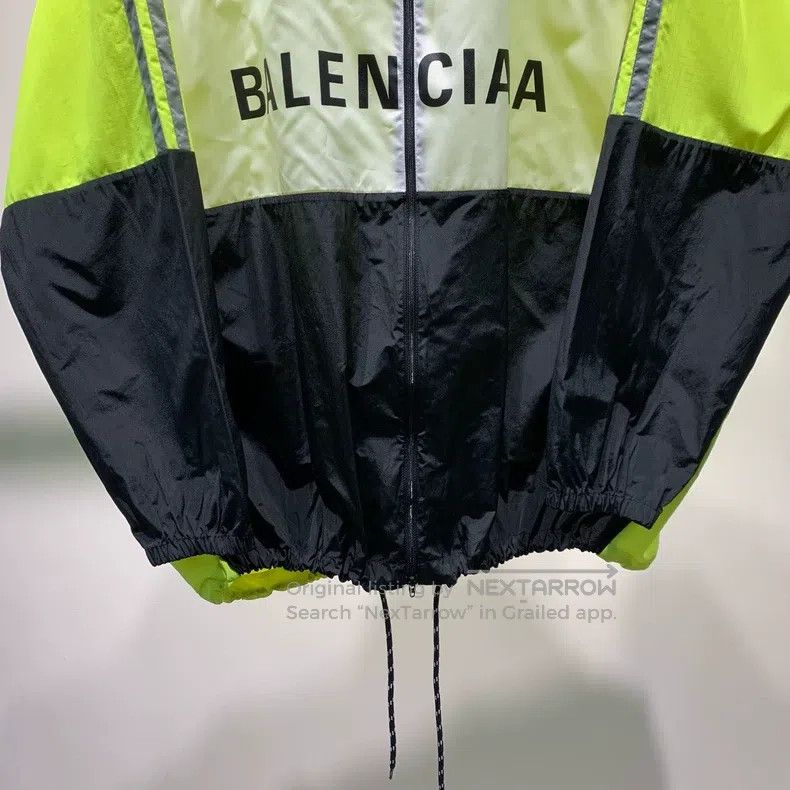 Balenciaga Balenciaga size 37 Fluorescent Yellow Patchwork Windbreake Size US S / EU 44-46 / 1 - 4 Thumbnail