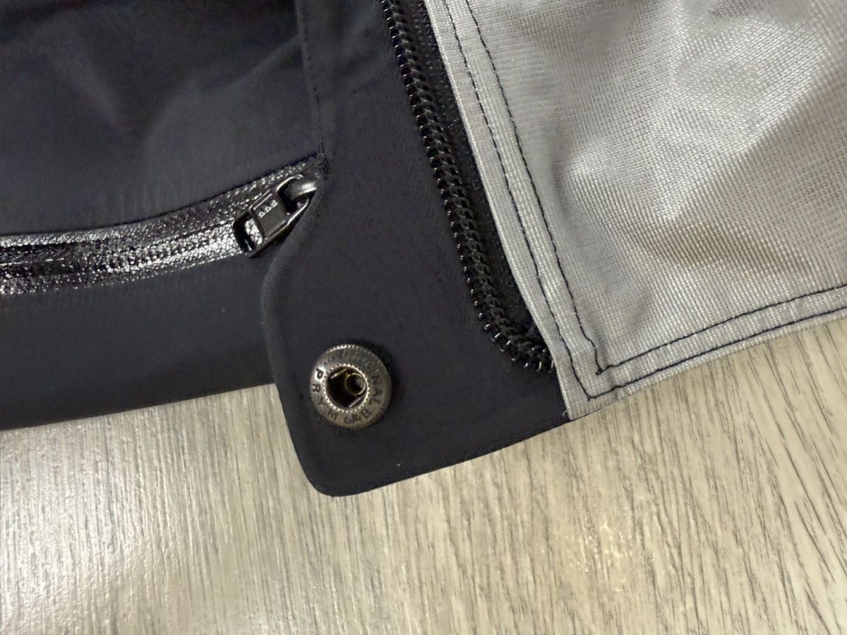 Arc'teryx Arcteryx Vintage Gore Tex XCR pants Size US 36 / EU 52 - 15 Thumbnail