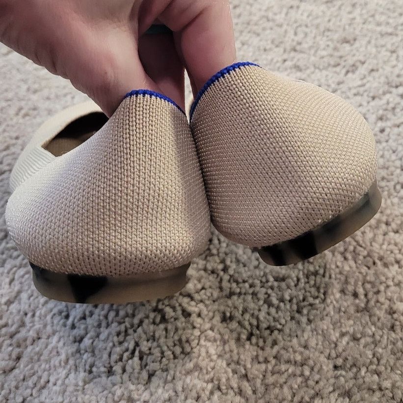 Rothy's Rothy’s Ballet Flats 7.5 Rounded Toe V-Vamp Tan Neutral Size US 7.5 / IT 37.5 - 6 Thumbnail