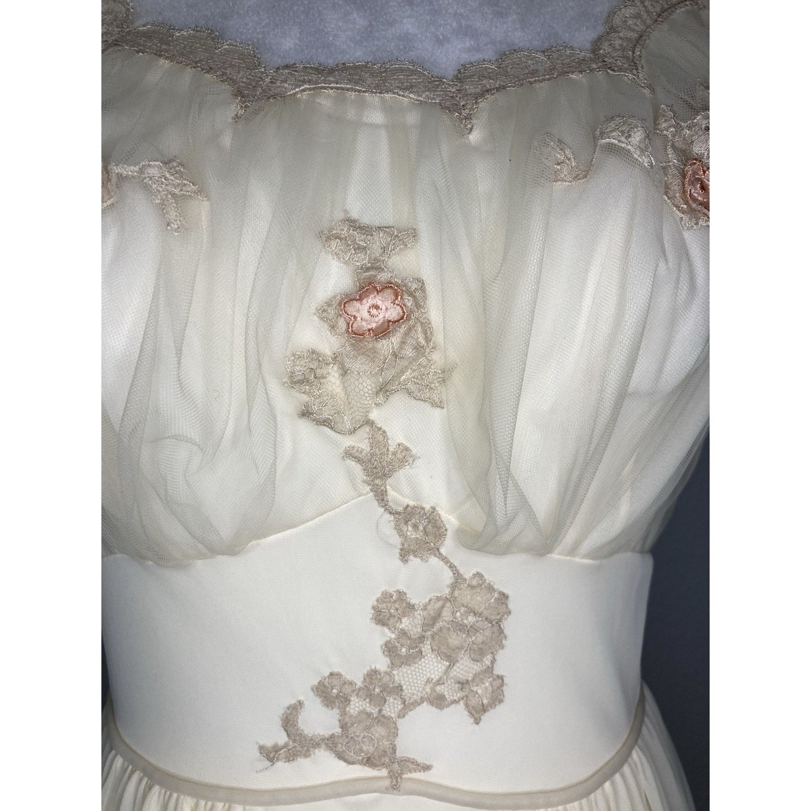 Vintage 40s/50s Artemis Nightgown Robe 32 Peignoir Lace Lingerie Size XS / US 0-2 / IT 36-38 - 6 Thumbnail