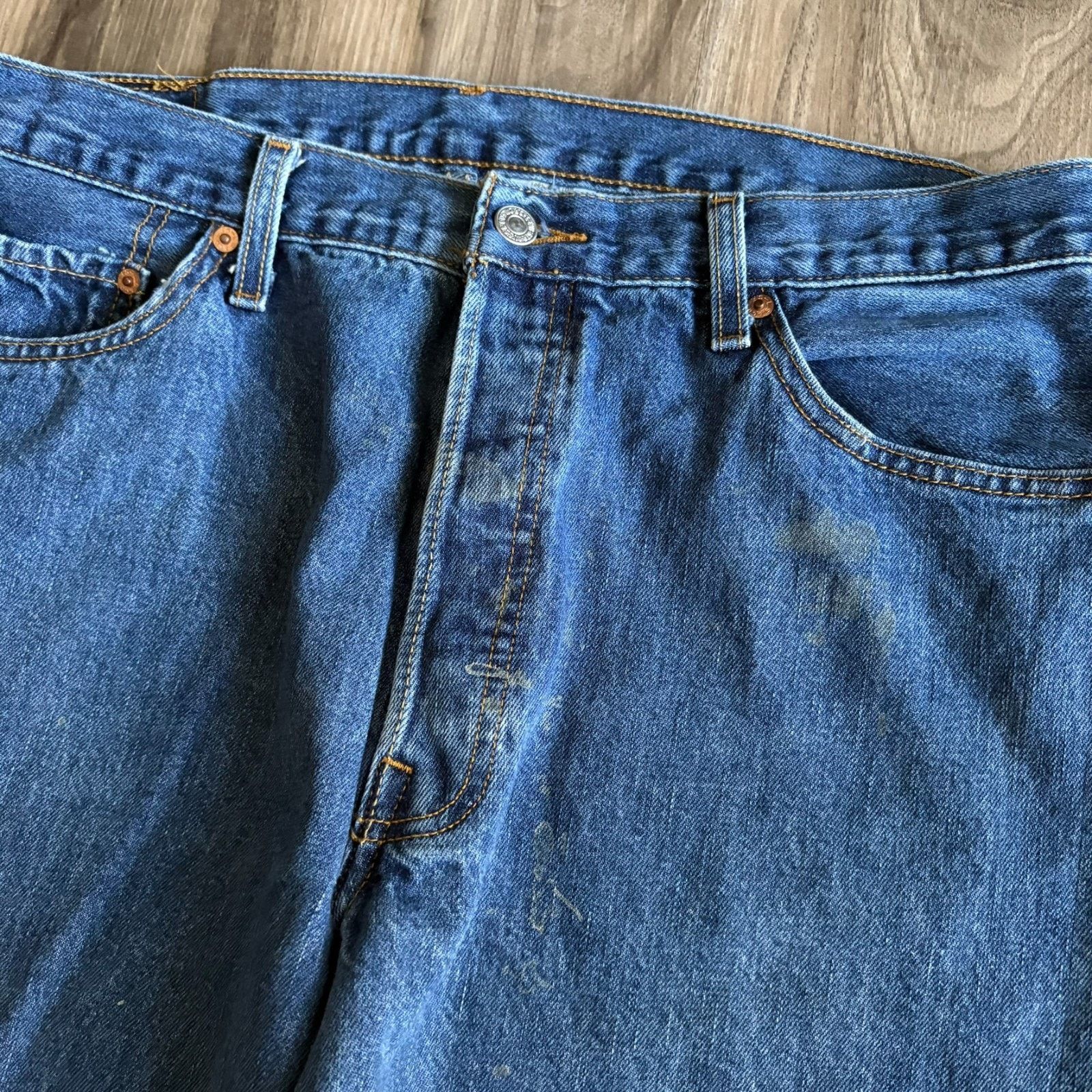 Levi's Levis 501 Jeans Mens Size 36x32 Blue Straight Button Fly Size US 36 / EU 52 - 2 Thumbnail