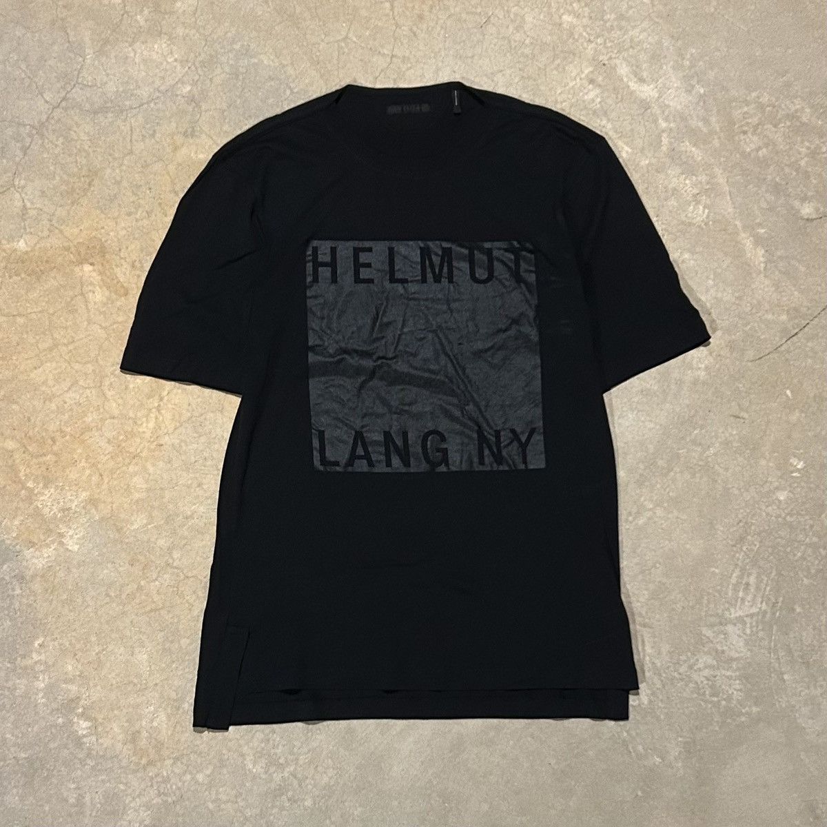 Designer × Helmut Lang Helmut Lang New York Box Logo Tee Tonal Black Rare Designer Size US M / EU 48-50 / 2 - 1 Thumbnail