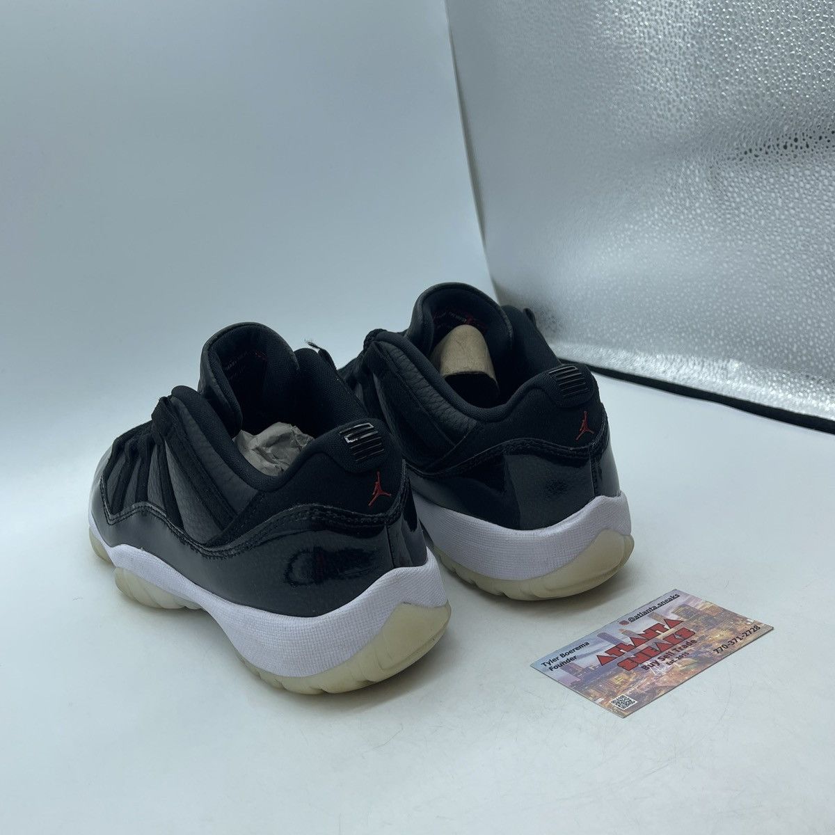 Jordan Brand Air Jordan 11 low 72-10 Size US 8 / EU 41 - 4 Thumbnail