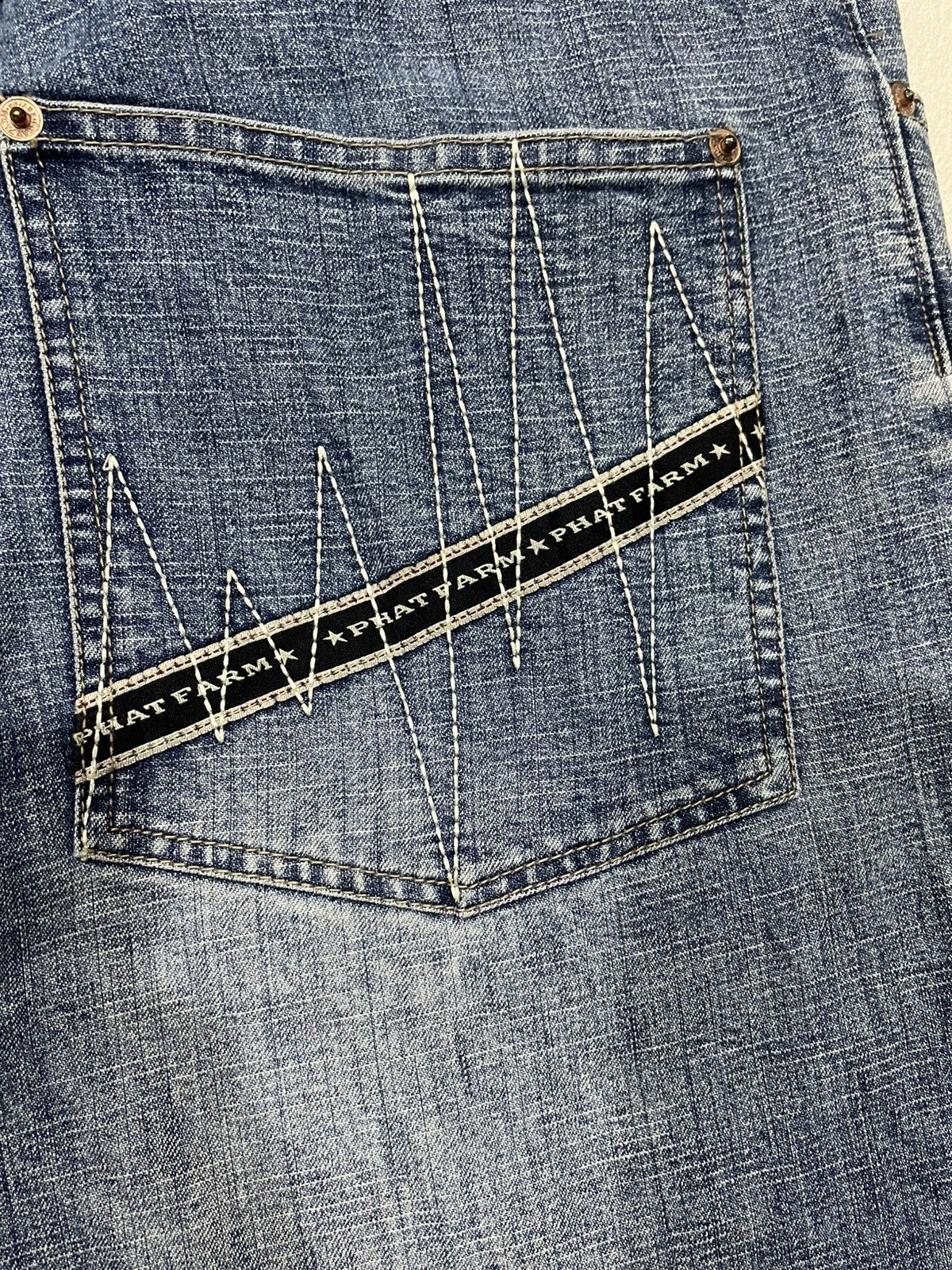 Phat Farm Vintage Phat Farm Distress Faded Denim Jeans Size US 34 / EU 50 - 19 Thumbnail