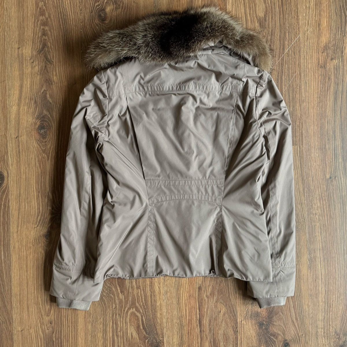 Gucci Authentic Gucci Winter Jacket Fox Fur Collar Size:42 Size M / US 6-8 / IT 42-44 - 6 Thumbnail