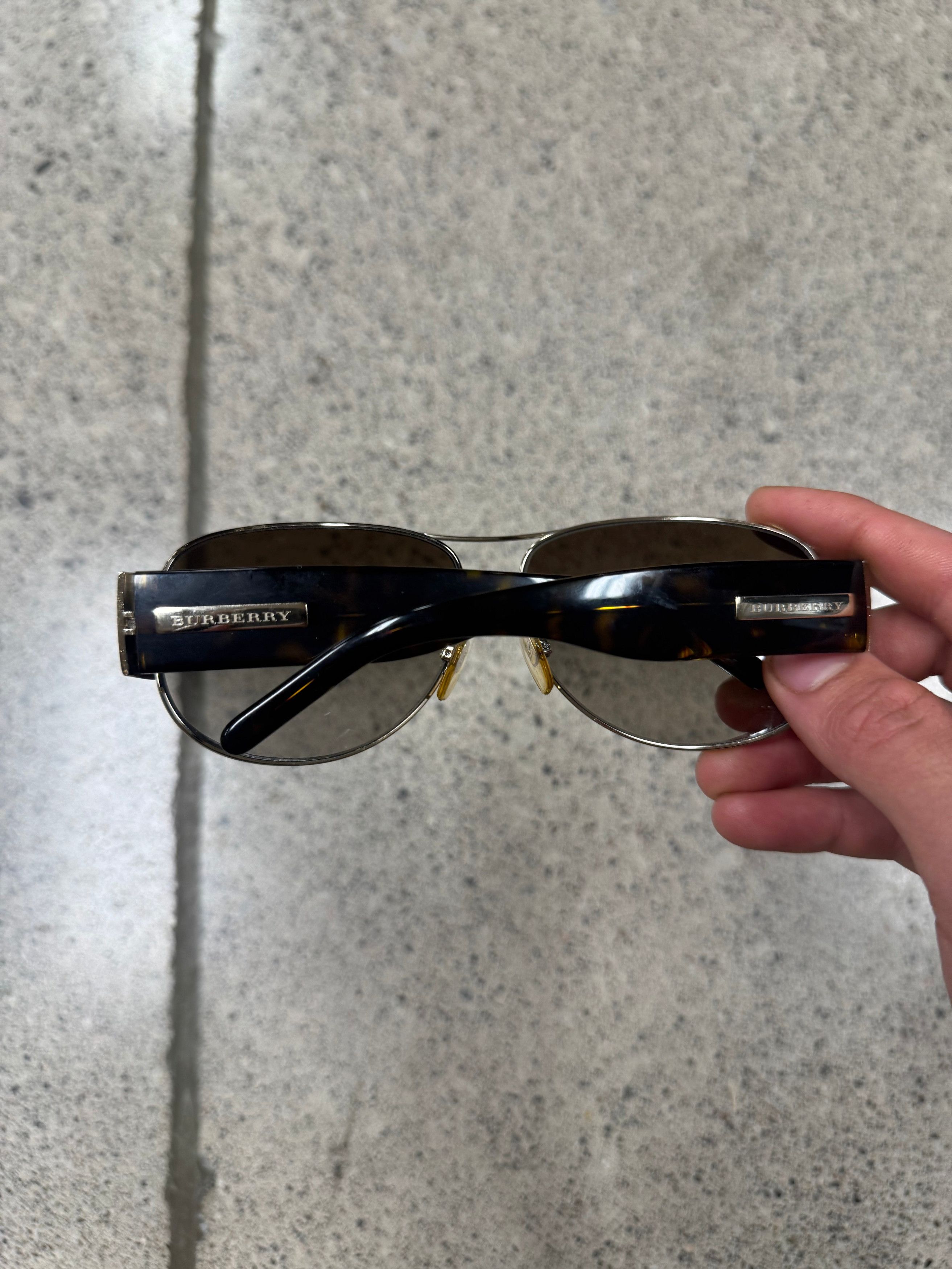 Burberry Burberry Tortoiseshell Aviator Sunglasses Size ONE SIZE - 4 Thumbnail