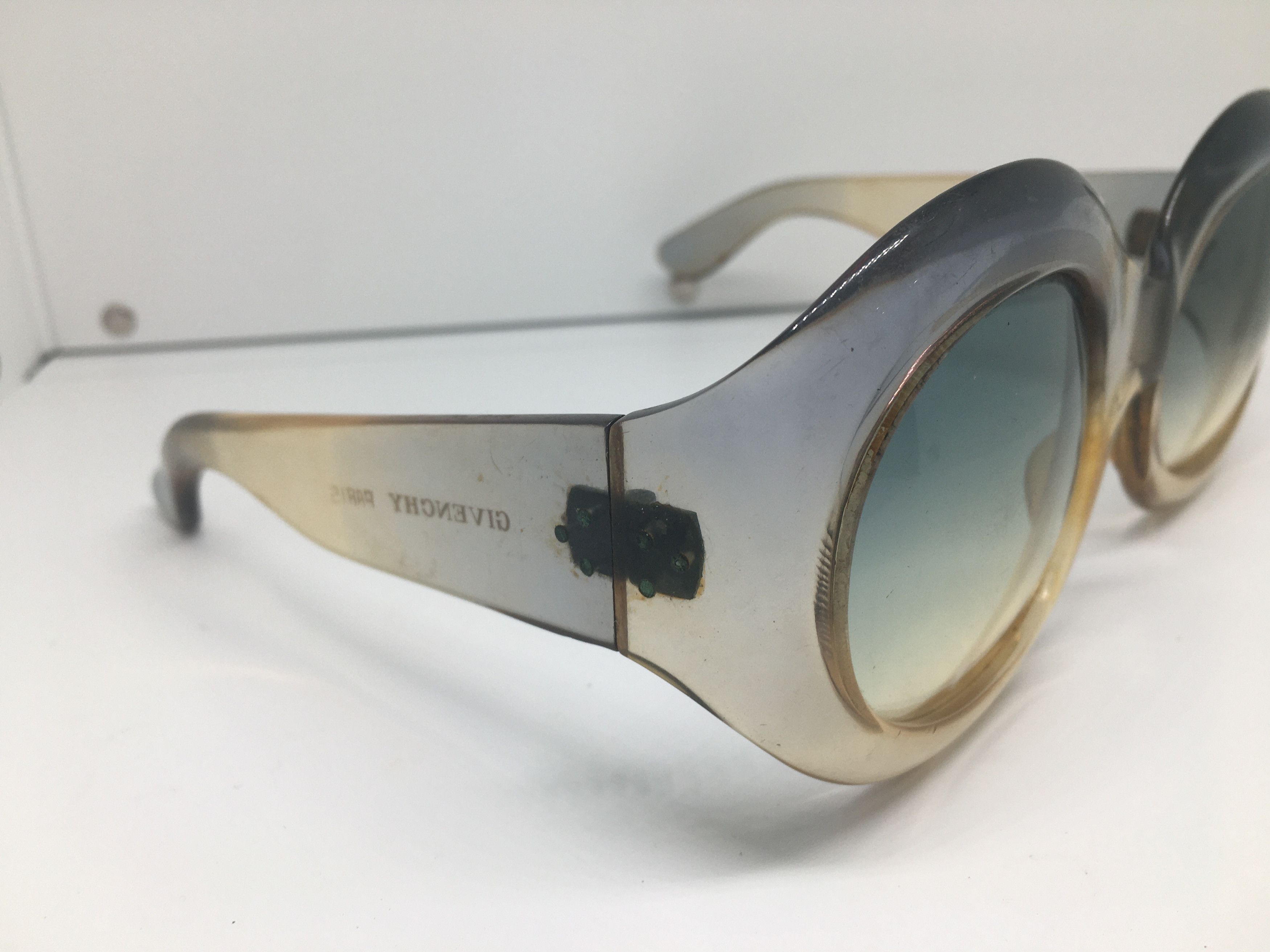 Givenchy GIVENCHY PARIS 'JASMIN' HAUTE COUTURE LUNETTES DE SOLEIL Size ONE SIZE - 2 Thumbnail