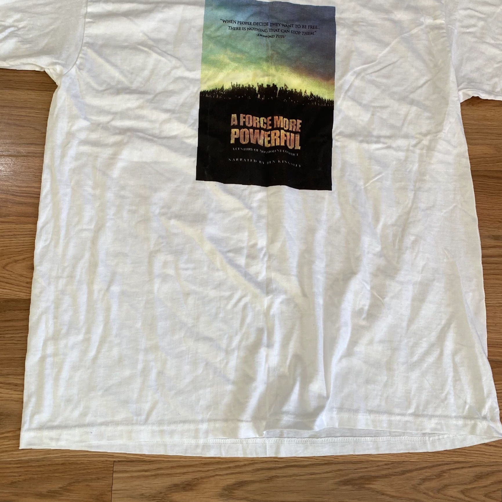 Hanes VINTAGE 2000 A Force More Powerful Movie Promo Shirt Hanes VTG White T-Shirt XL Men Crew Neck Short Sleeve 90s Retro Size US XL / EU 56 / 4 - 6 Thumbnail