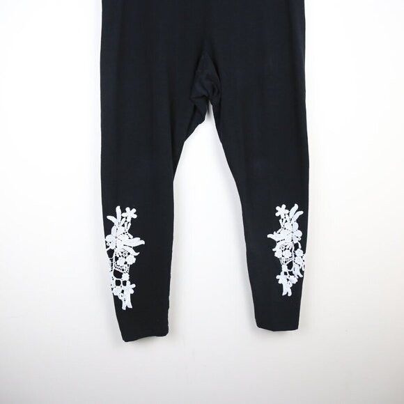 Torrid Torrid Premium Legging - Embroidered Floral Black Size 2X Size 33" - 3 Thumbnail