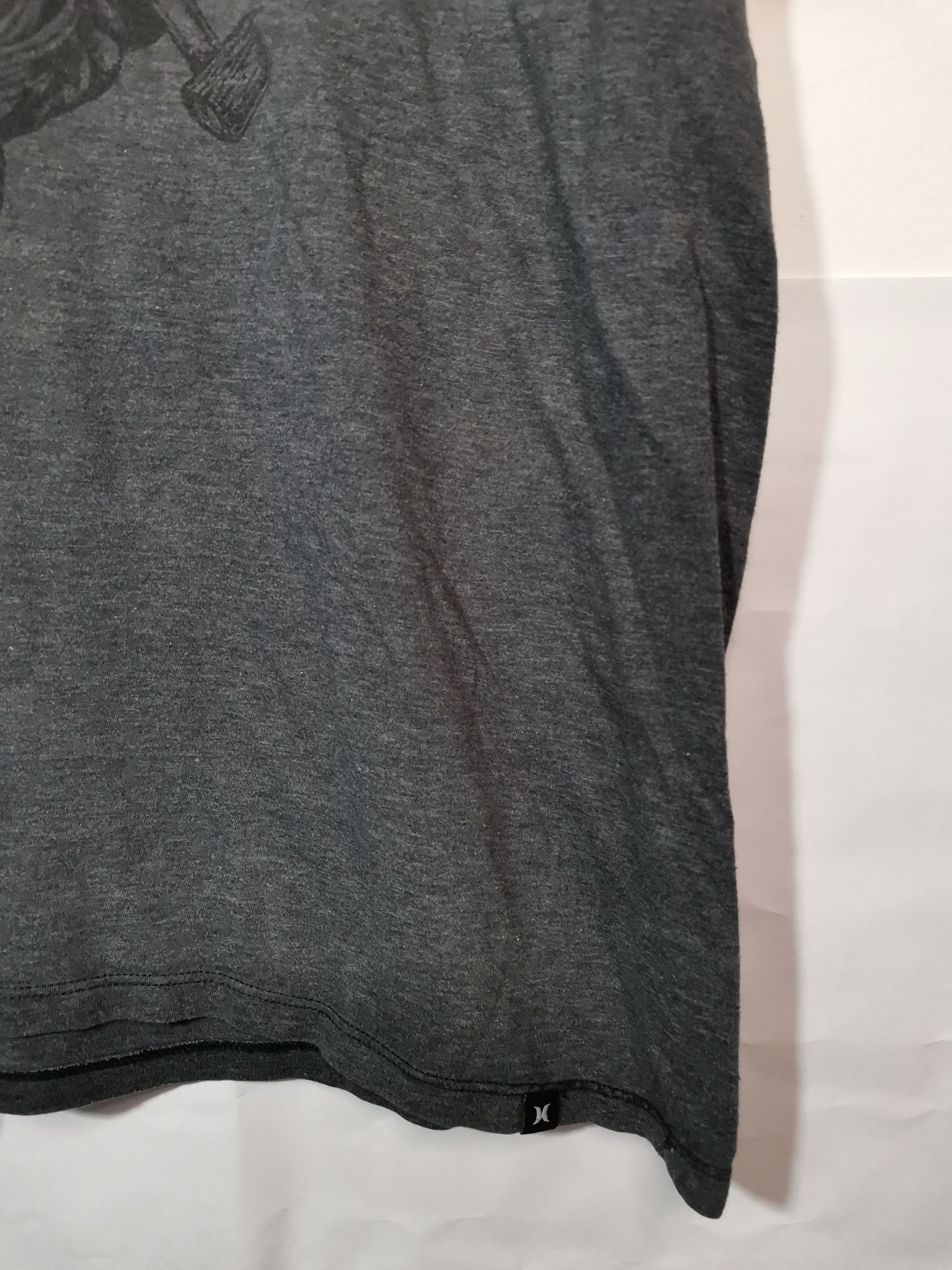 Hurley Vintage Hurley Tshirt Size US L / EU 52-54 / 3 - 3 Thumbnail