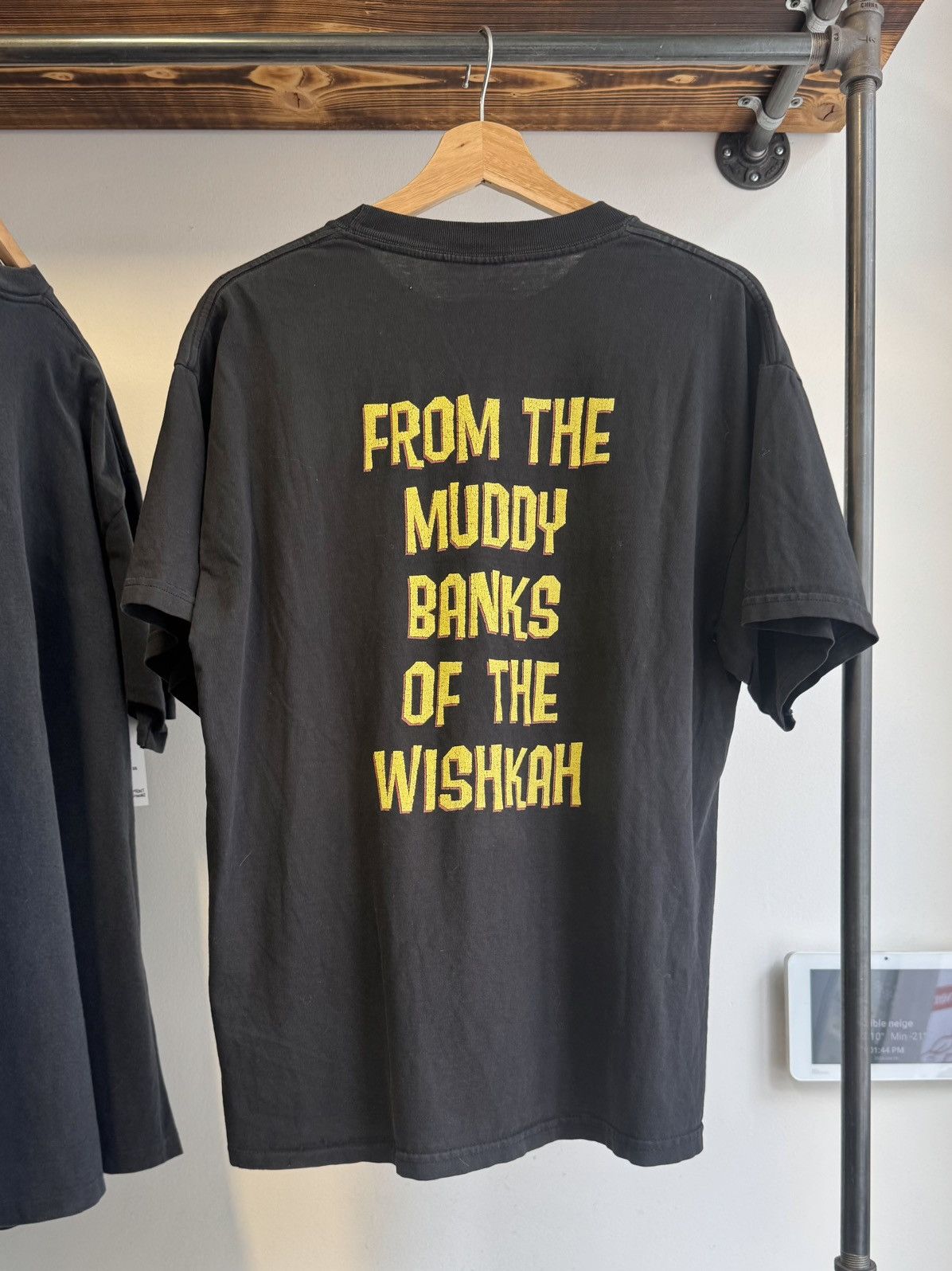 Band Tees 1996 Nirvana From the Muddy Banks of the Wishkah tee Shirt Size US L / EU 52-54 / 3 - 2 Thumbnail