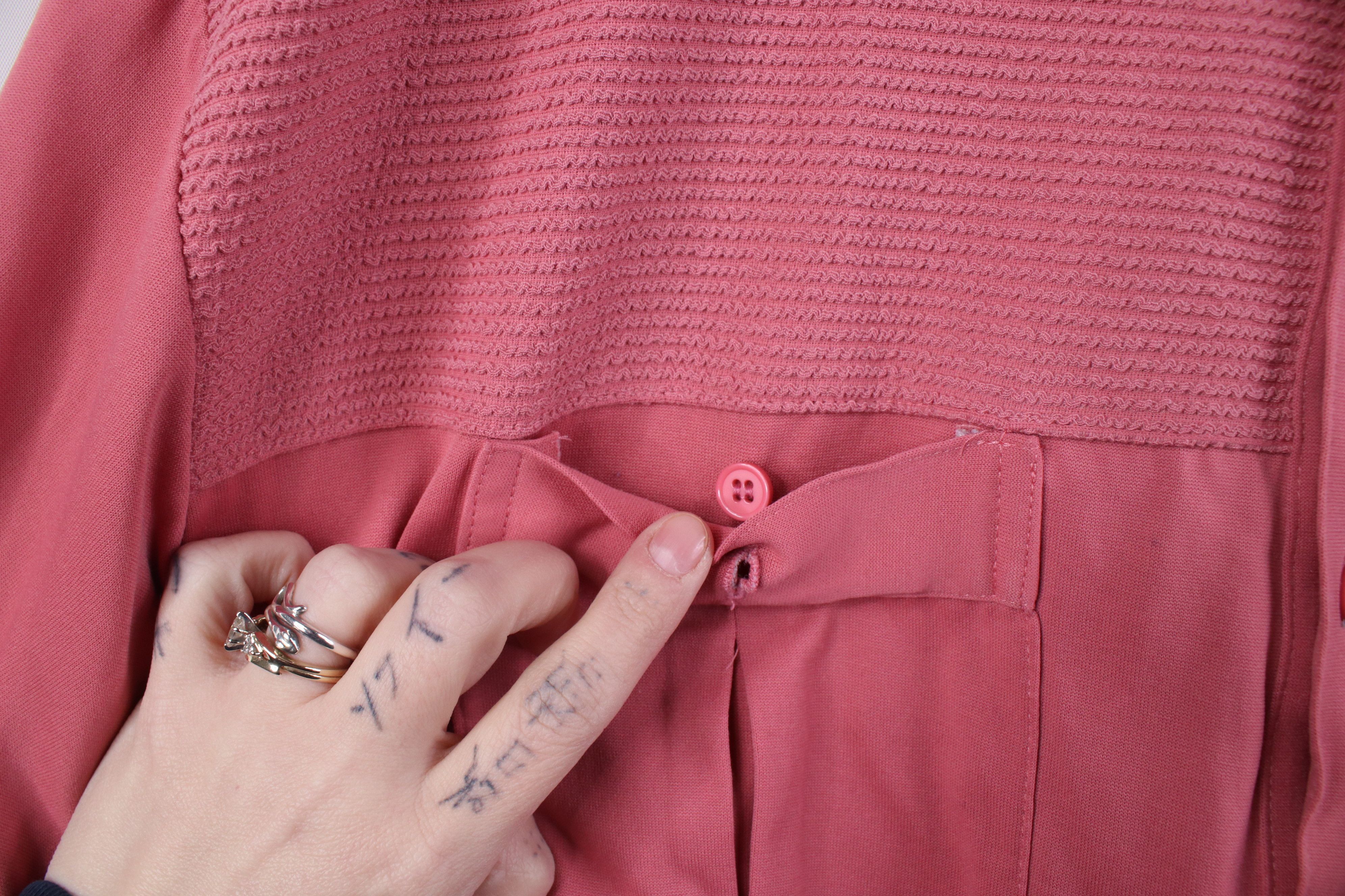 Vintage Vintage 90s Streetwear Ribbed Knit Pullover Polo Shirt Pink Size US M / EU 48-50 / 2 - 4 Thumbnail