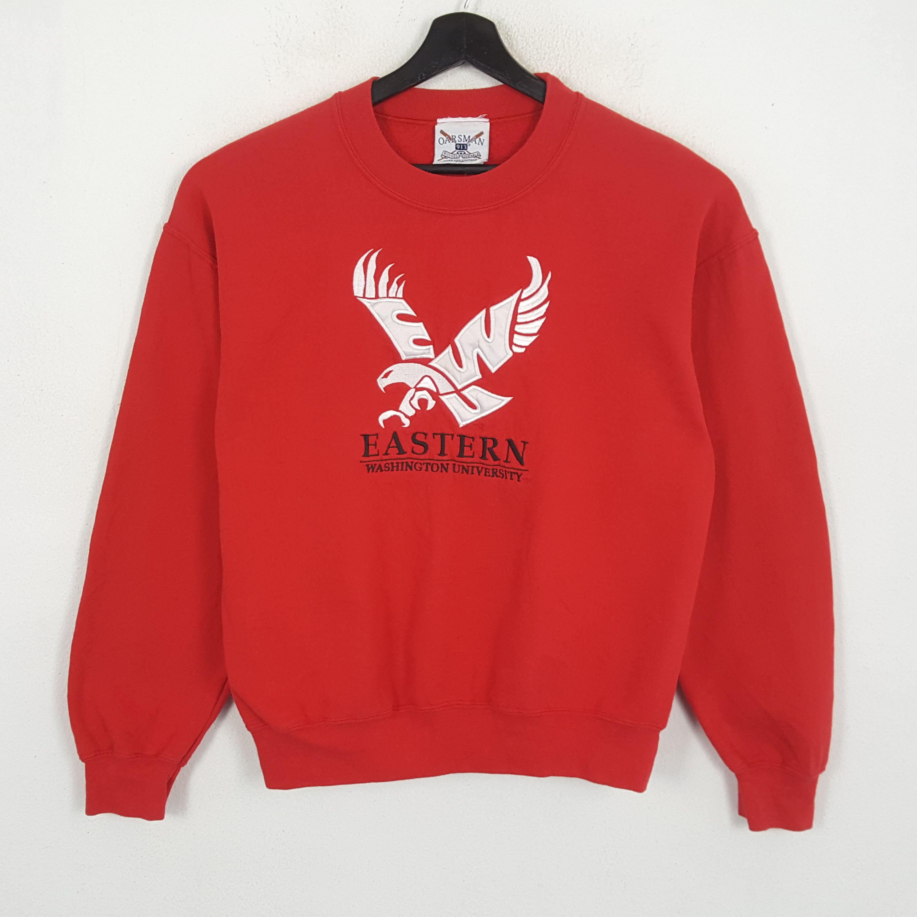 EASTERN WASHINGTON UNIVERSITY Center Design Sweatshirt