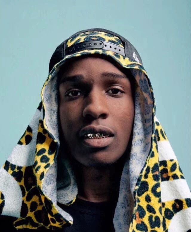 Supreme Supreme 09ss Leopard Print Towel ASAP Rocky W Auth Size ONE SIZE - 1 Thumbnail