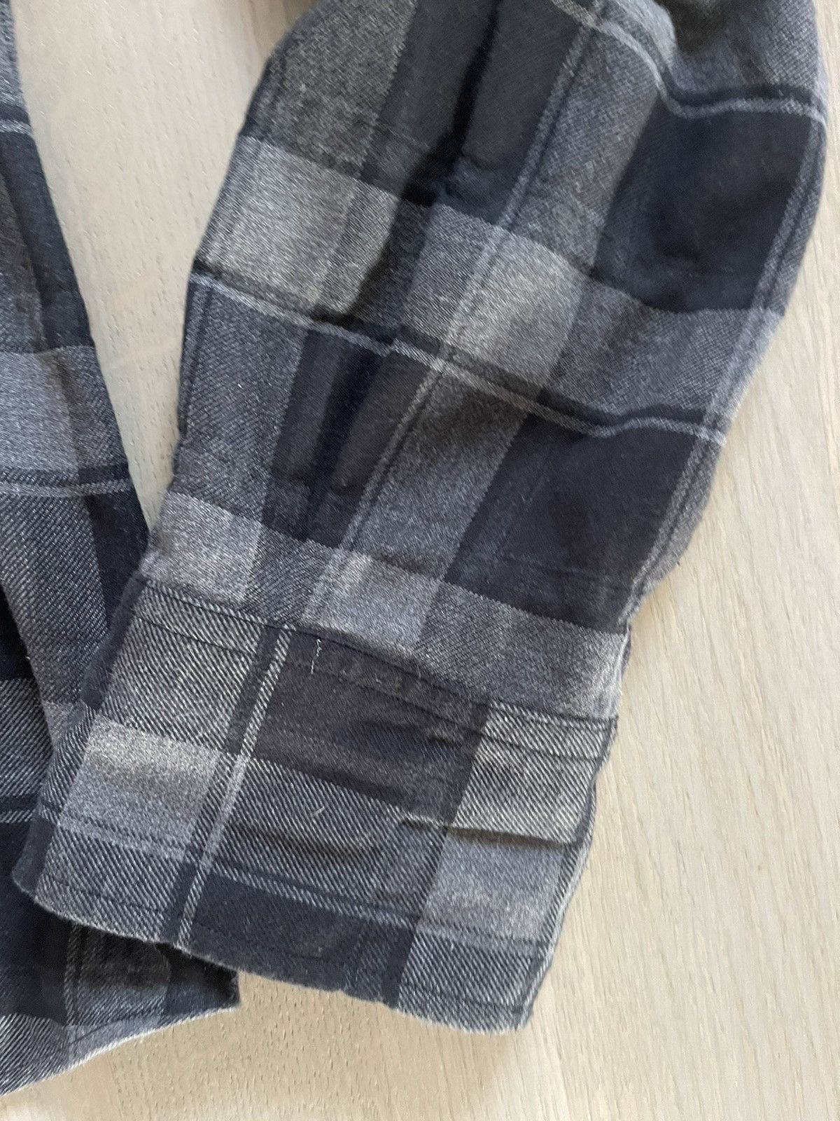 DOLCE AND GABBANA shirt SEE REAL TAPE MEASUREMENTS IN PHOTOS