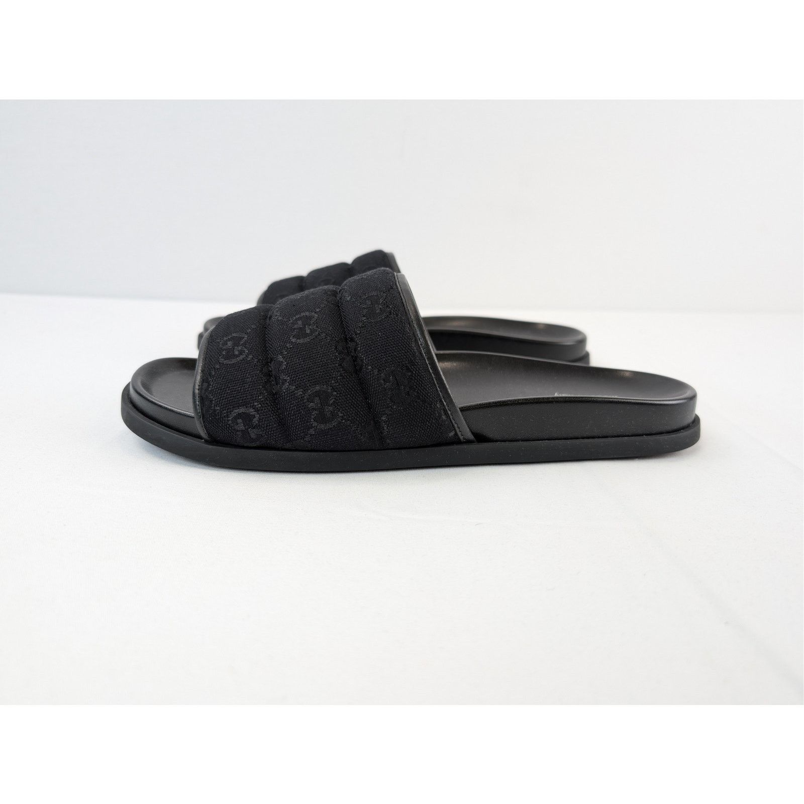 Gucci o1rshd1 Q:2 / Men's Padded mules with GG pattern Slippers Size US 10.5 / EU 43-44 - 10 Thumbnail