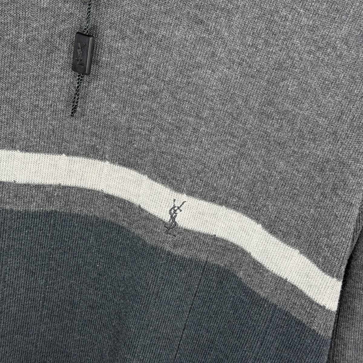 Yves Saint Laurent Vintage YSL Yves Saint Laurent Sweatshirt Half Zip Grey 90s Size US XL / EU 56 / 4 - 6 Thumbnail