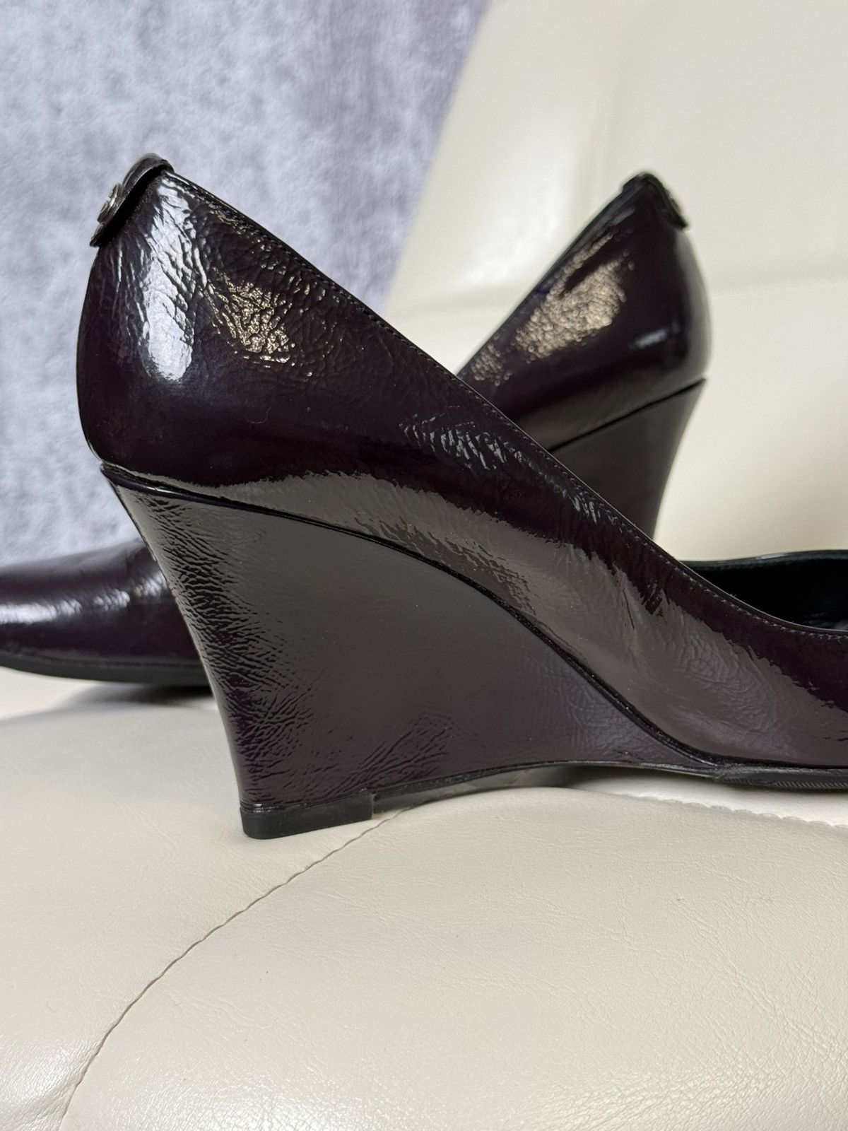 Gucci Gucci Patent Leather Wedge Heels Pumps Purple Shoes sz 36.5 Size US 6.5 / IT 36.5 - 9 Thumbnail