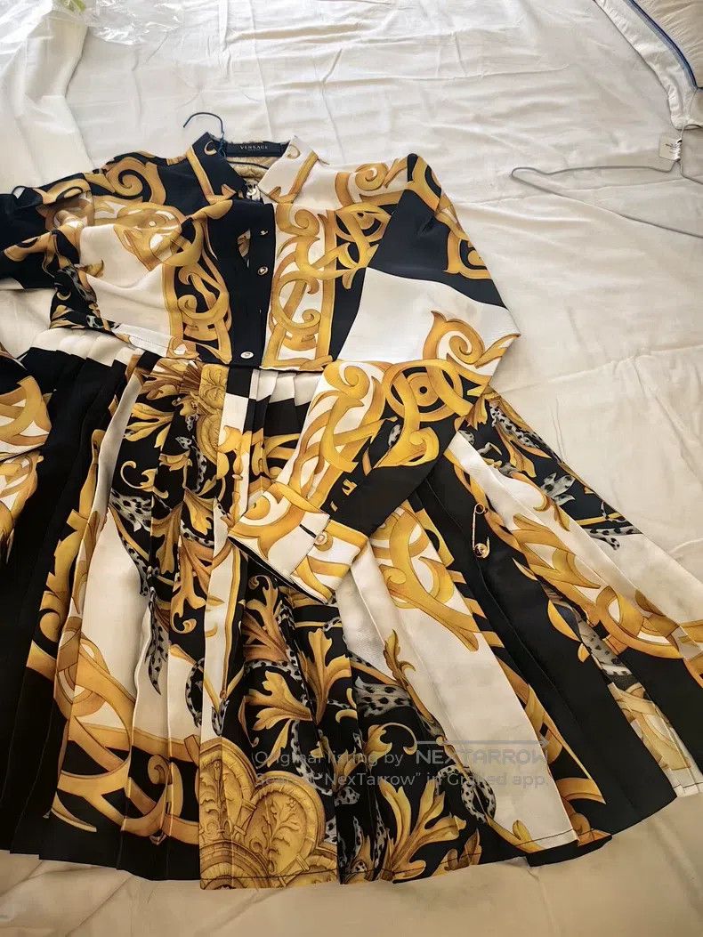 Versace Versace Baroque print silk dress Size M / US 6-8 / IT 42-44 - 5 Thumbnail
