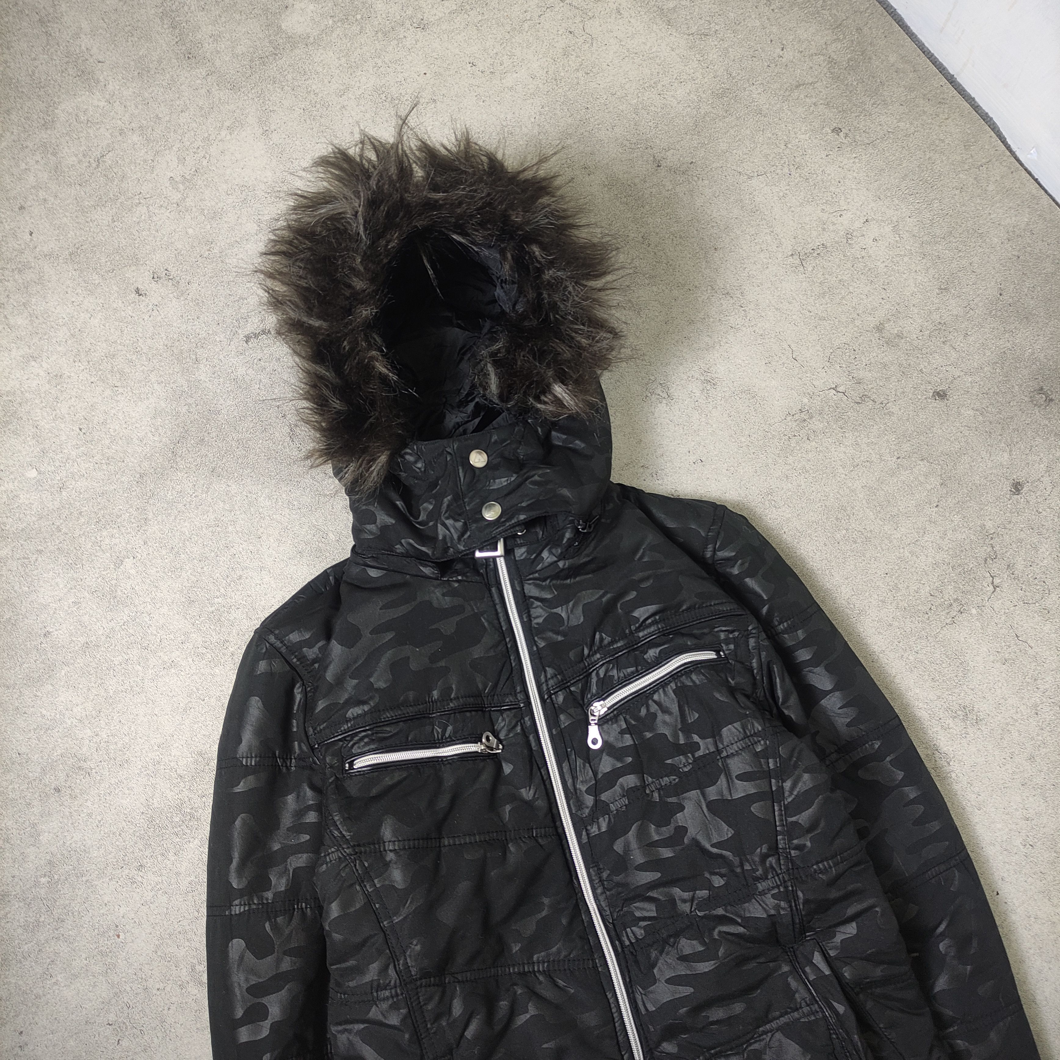GOSTAR DE FUGA × Japanese Brand × Tornado Mart Airwalk Camo Fur Jacket style Tornado Mart Size US M / EU 48-50 / 2 - 7 Thumbnail
