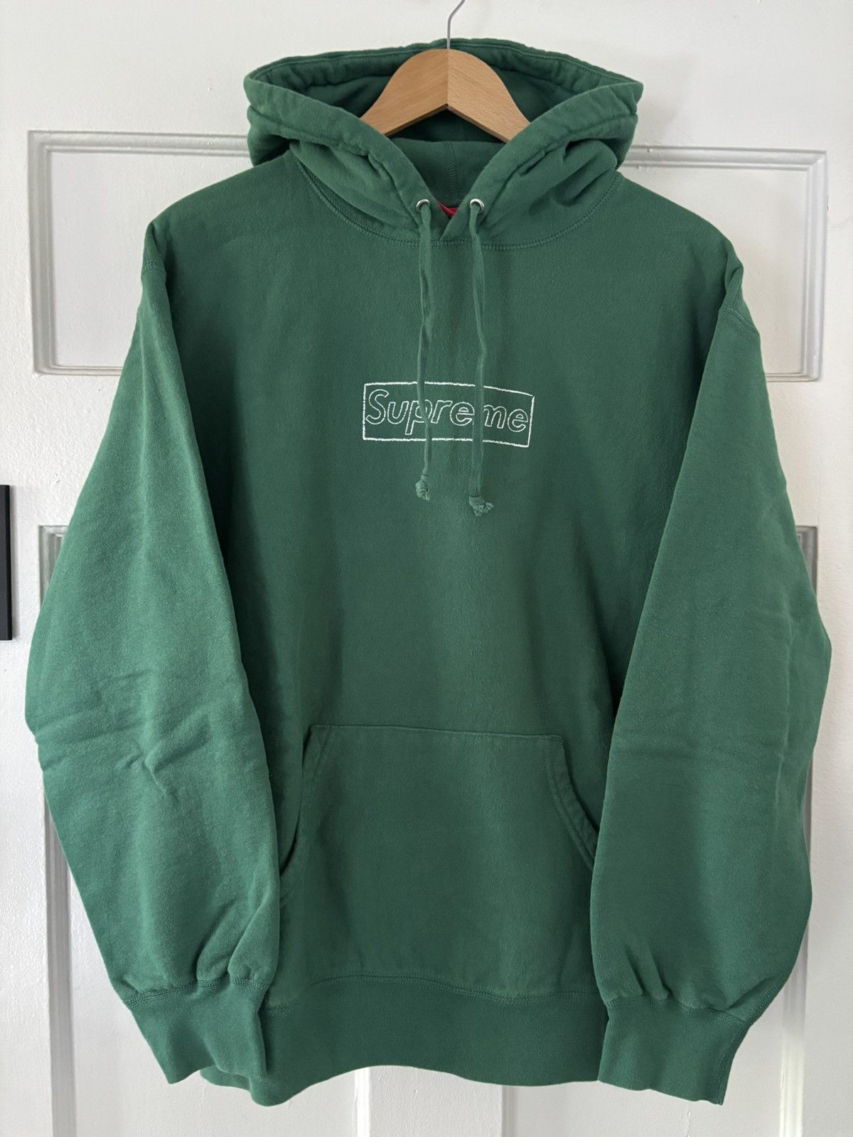 Kaws × Supreme Supreme x KAWS Chalk Box Logo Hooded