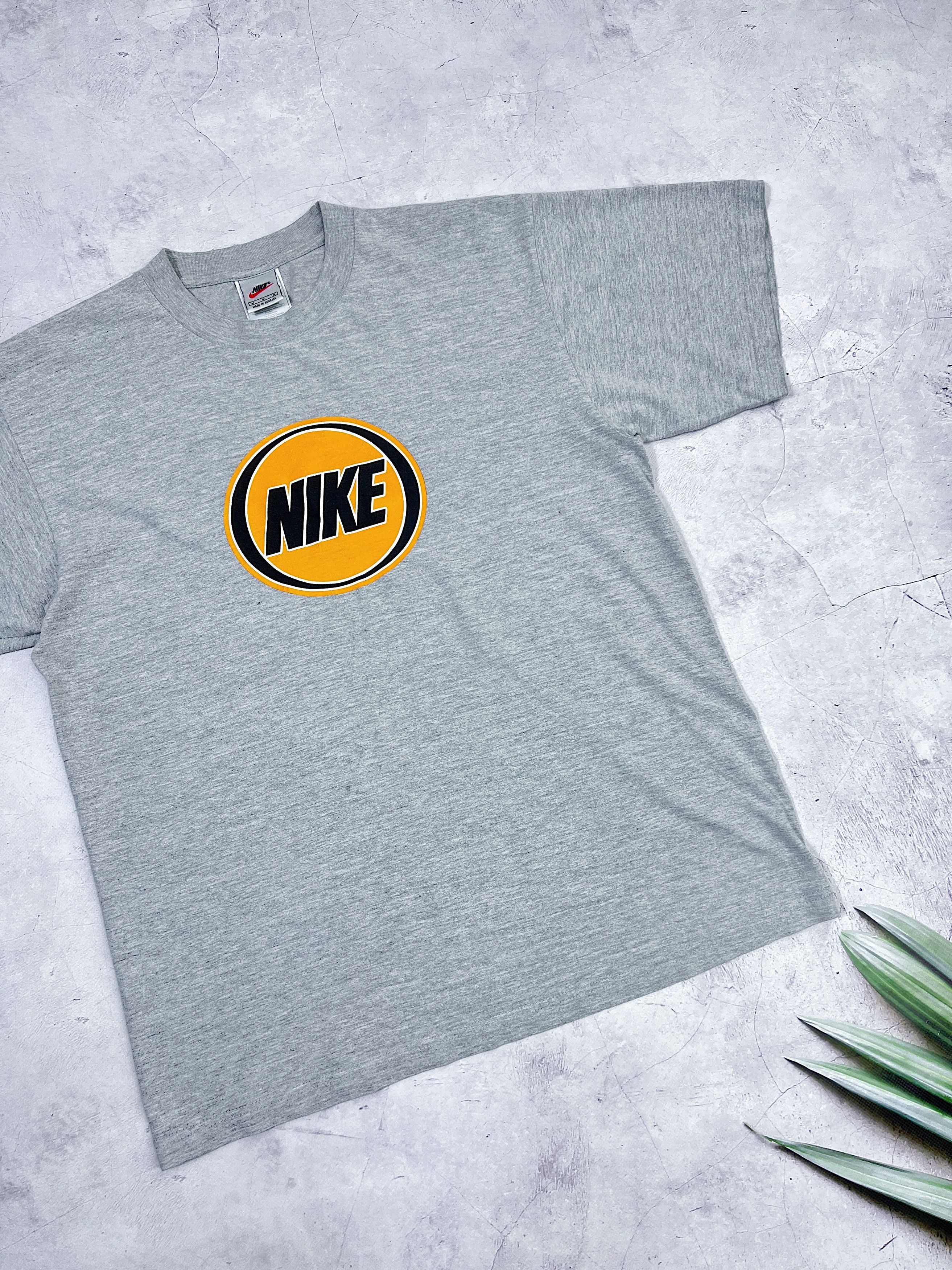 Nike × Vintage Vintage Nike T-Shirt Basketball Big Swoosh Logo Size US M / EU 48-50 / 2 - 4 Thumbnail