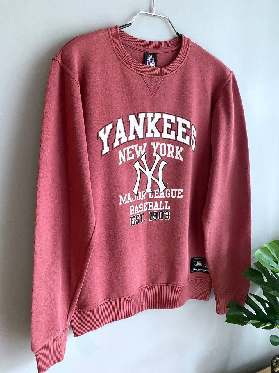 MLB × Majestic Majestic MLB New York Yankees Vintage Sweatshirt, Size M Size US M / EU 48-50 / 2 - 2 Thumbnail