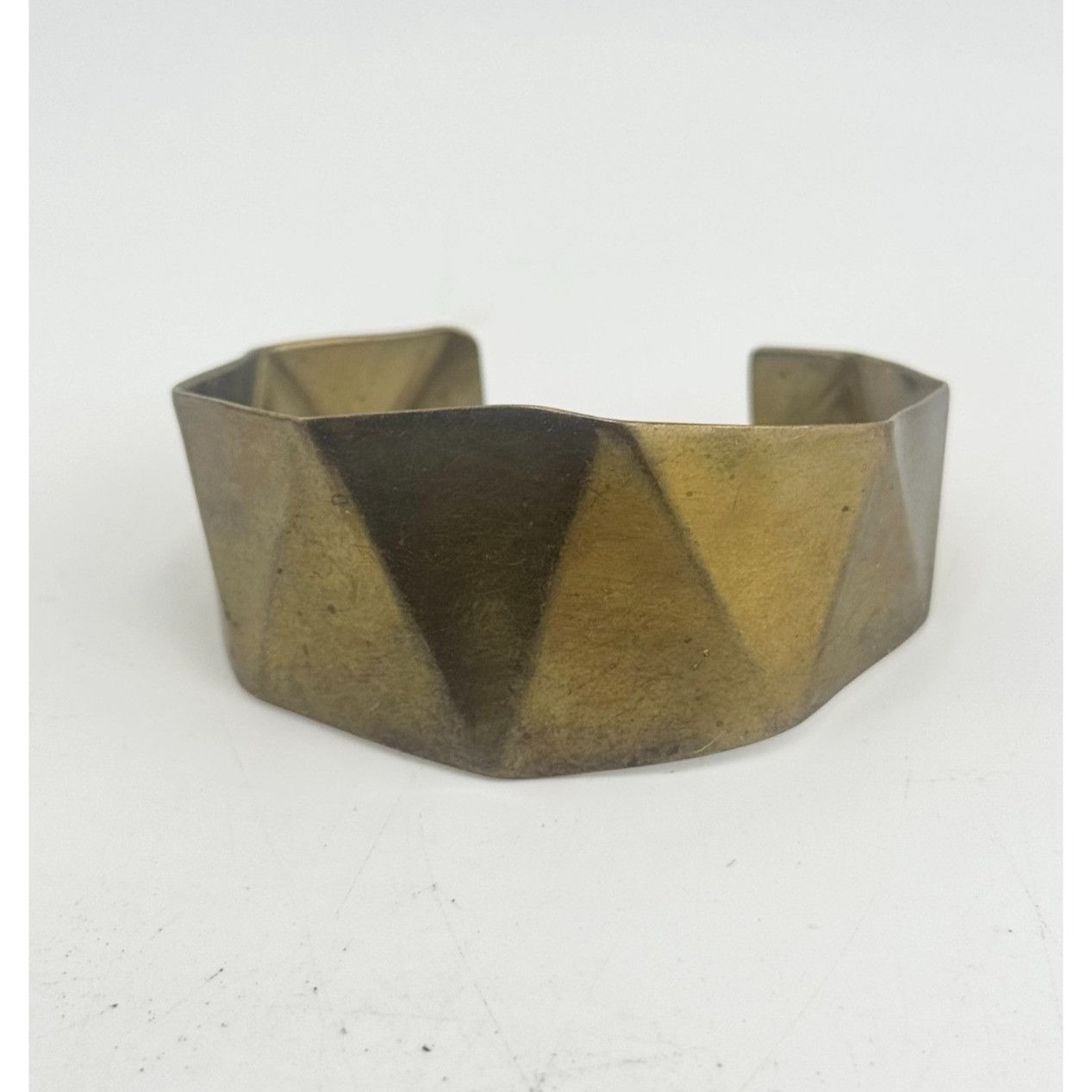 Vintage Vintage gold hammered metal cuff bracelet Size ONE SIZE - 2 Thumbnail