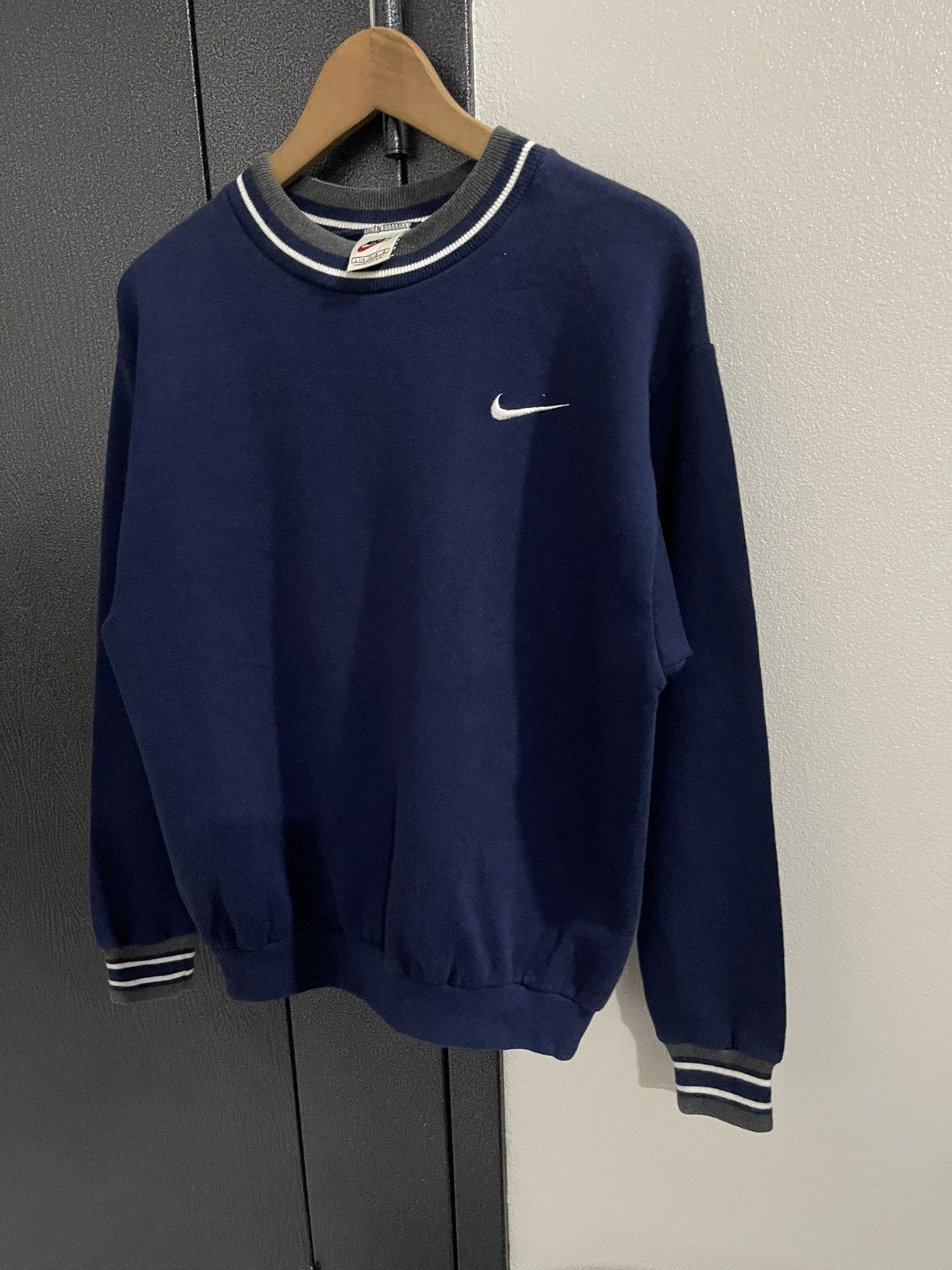 Nike Vintage Nike Crewneck Made Usa Sweatshirt Size US L / EU 52-54 / 3 - 2 Thumbnail
