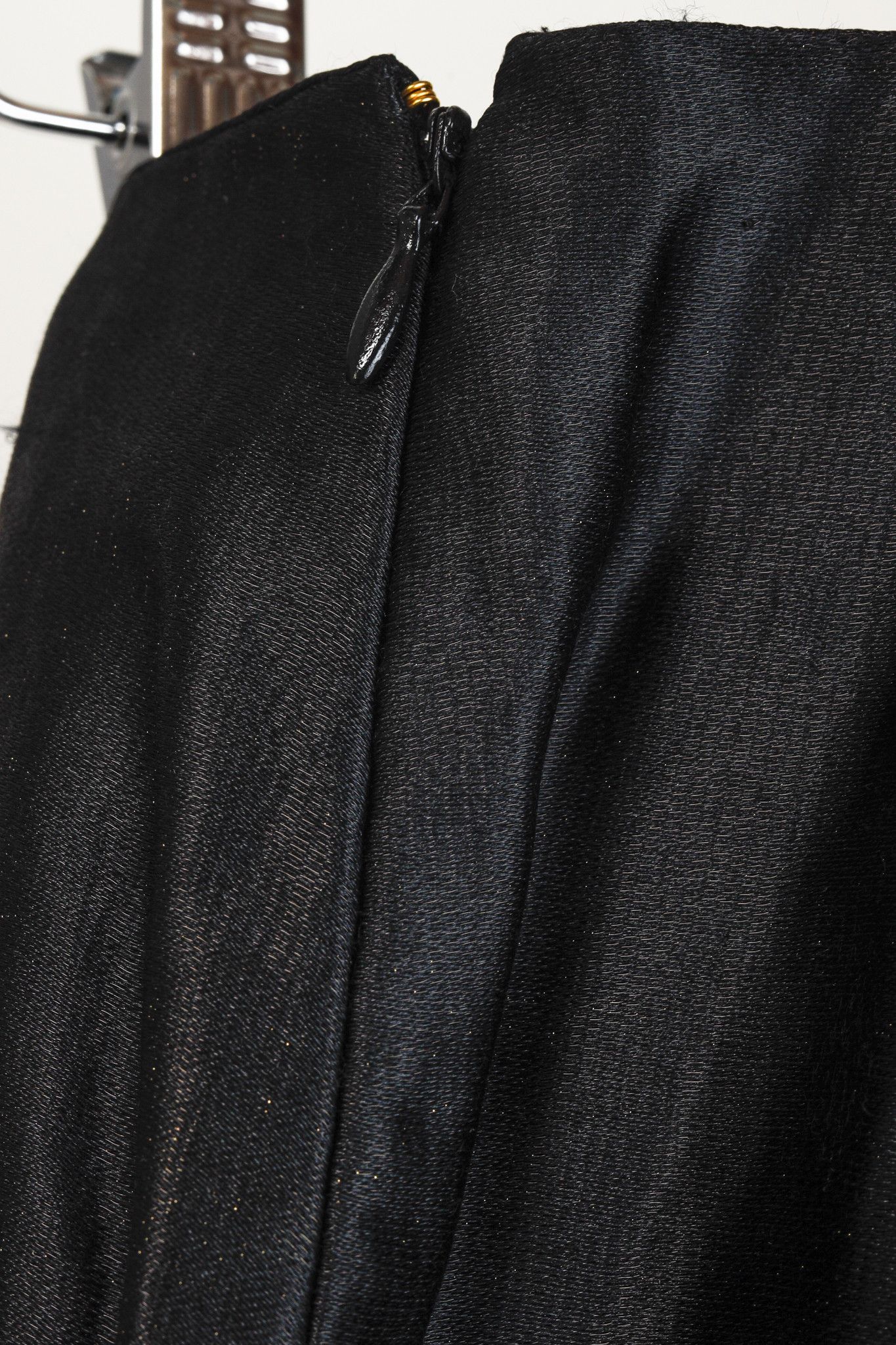 Prada Prada 2009 Black Large Satin Bow Skirt Size 28" / US 6 / IT 42 - 9 Thumbnail