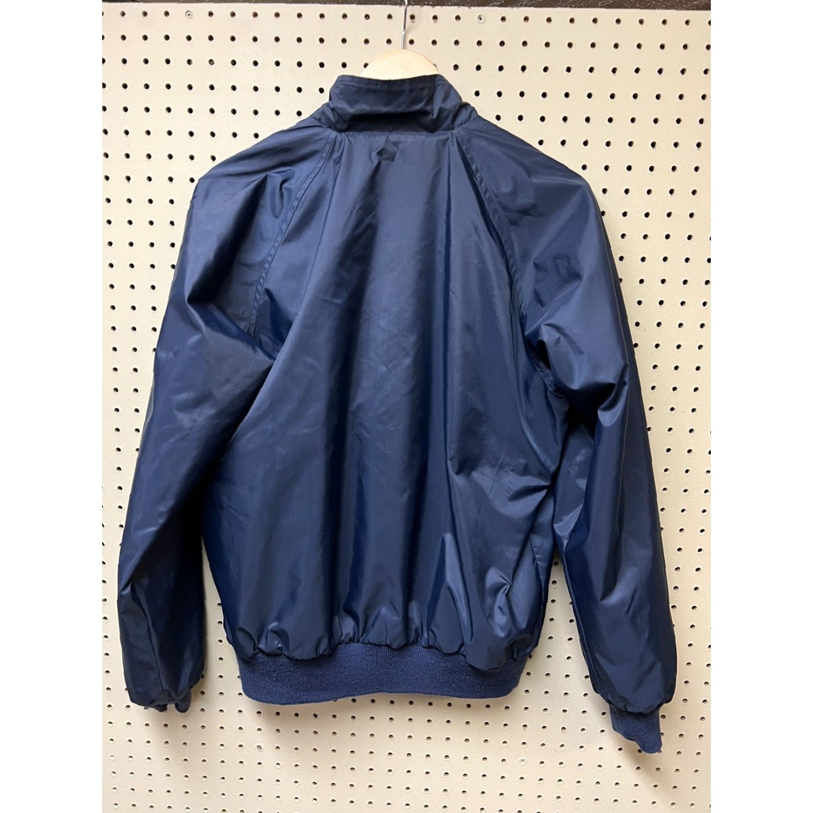 Lands' End VINTAGE Lands' End Reversible CLUB Jacket Windbreaker M Blue-tan 90s 2-Tone Windbreaker Men Size M Size US M / EU 48-50 / 2 - 3 Thumbnail