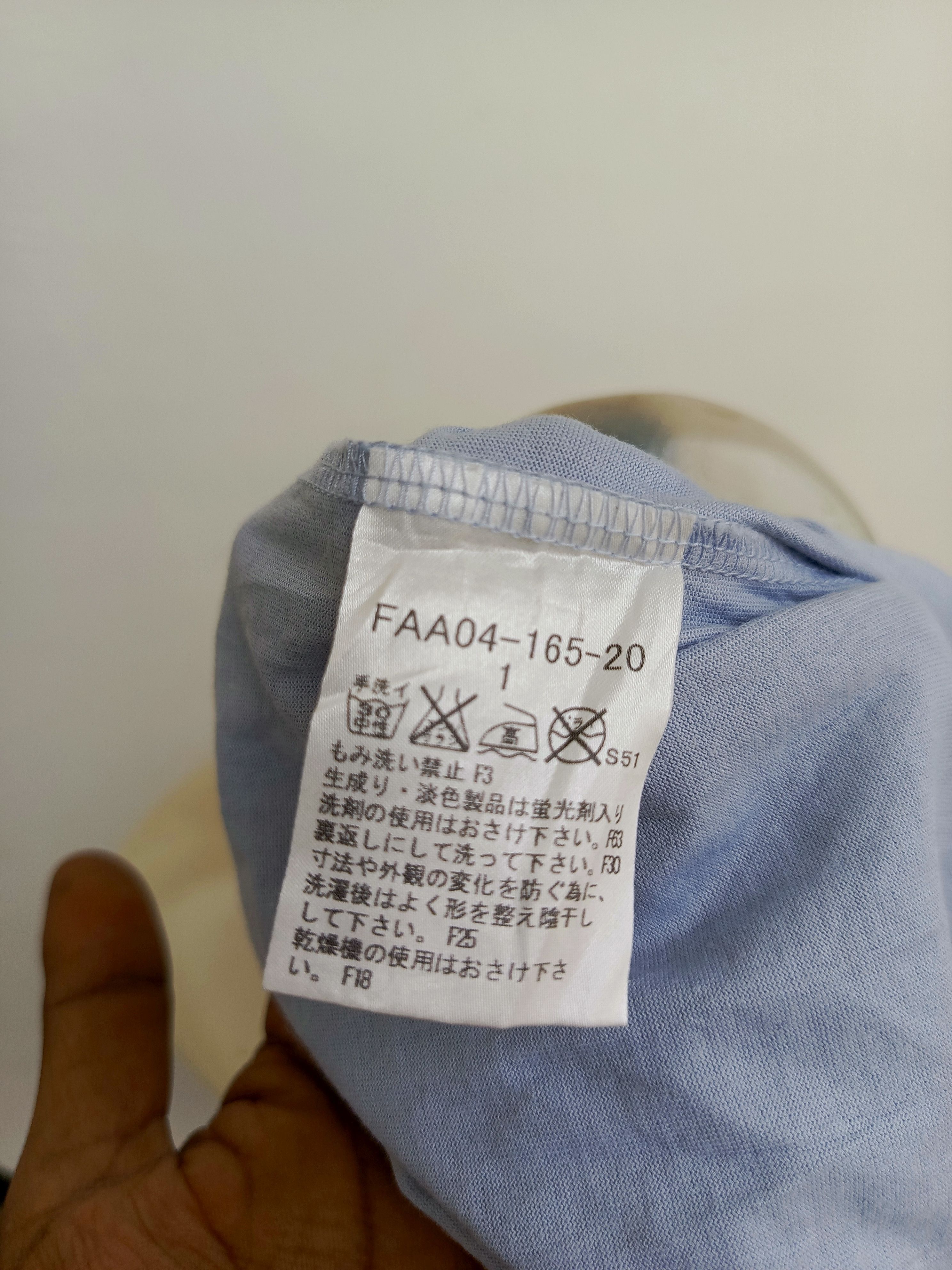 Burberry Burberry London Minimalist Soft Blue 3/4 Sleeve Tee Size S / US 4 / IT 40 - 8 Thumbnail