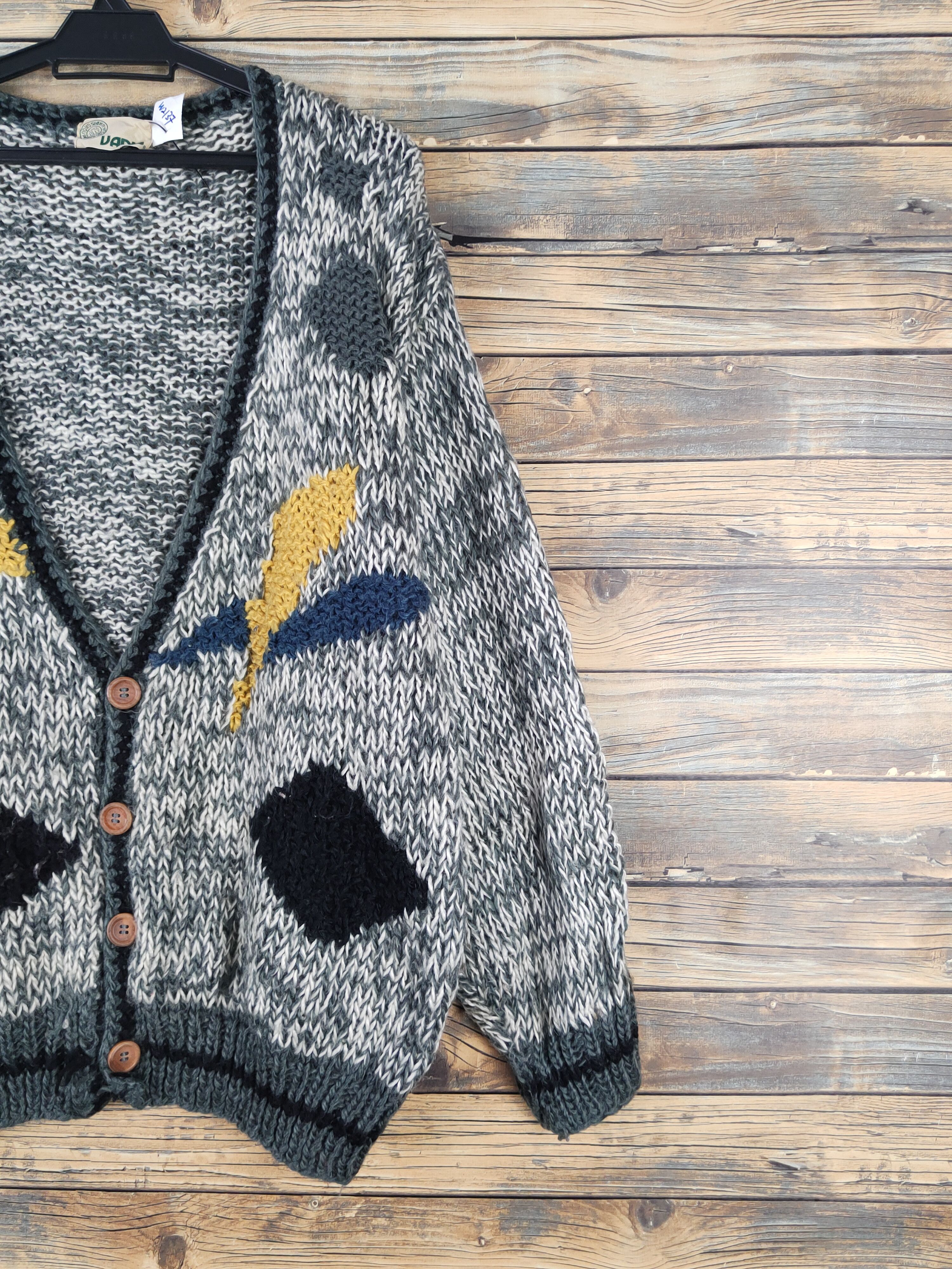 Vintage DLL Vadis vintage japan Knitwear Cardigan like coogi #W2137 Size US L / EU 52-54 / 3 - 5 Thumbnail