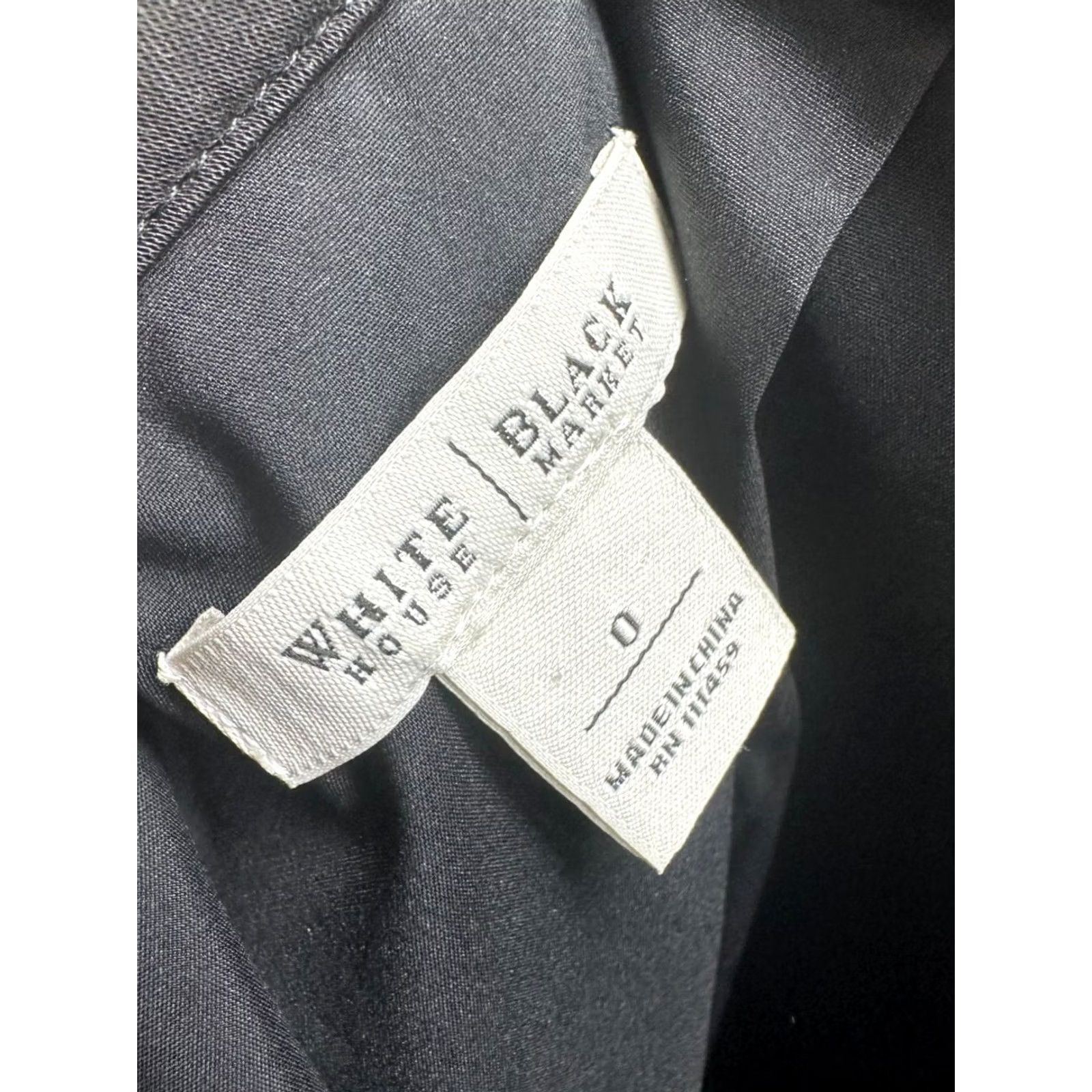 White House Black Market White House Black Market Skirt Knee Length Black Straight Pencil Slit Zip 0 Womens Contemporary 90s? Size 25" / US 0 / IT 36 - 3 Thumbnail