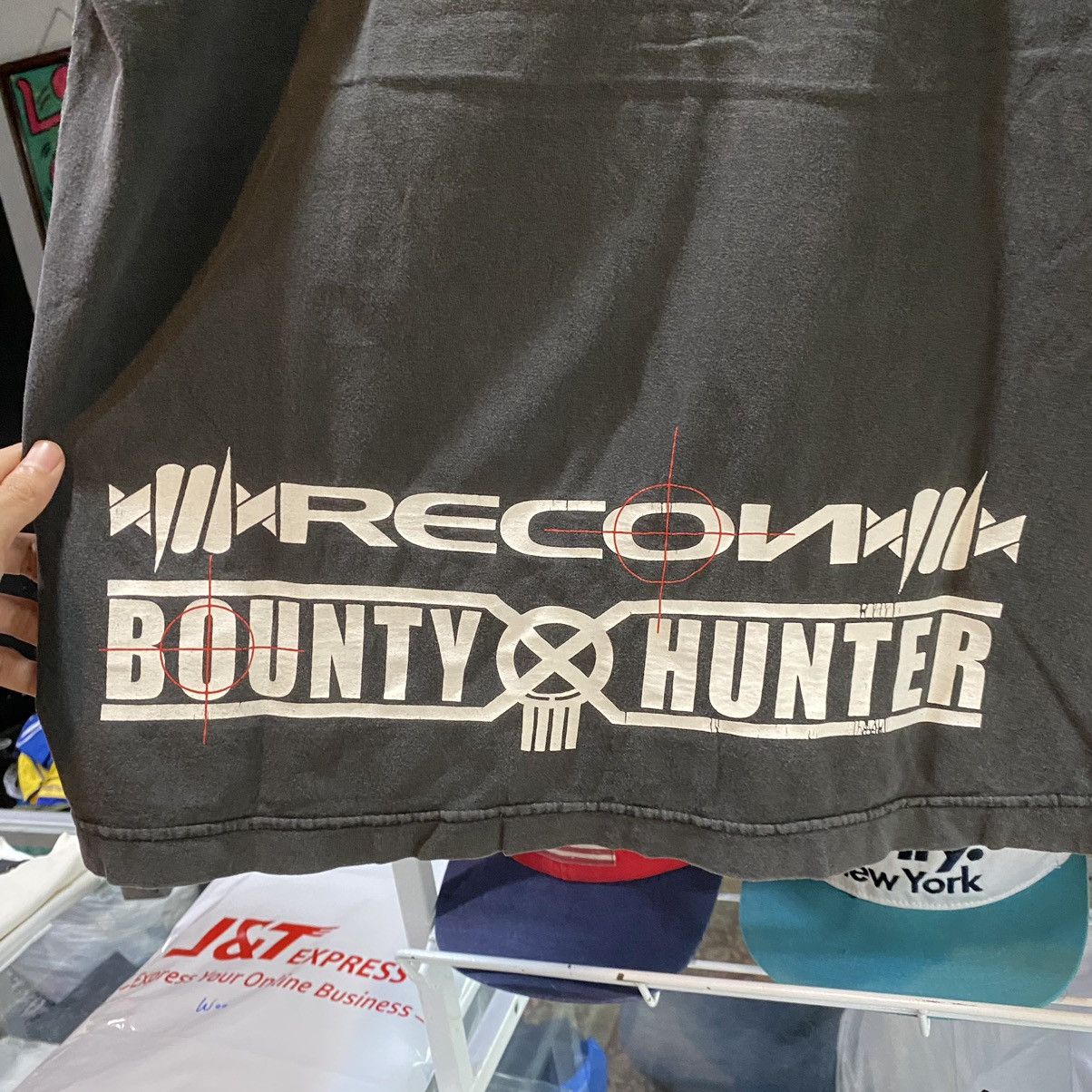 Bounty Hunter × Recon × Vintage Vintage Bounty Hunter X Recon Futura Tshirt Size US M / EU 48-50 / 2 - 6 Thumbnail