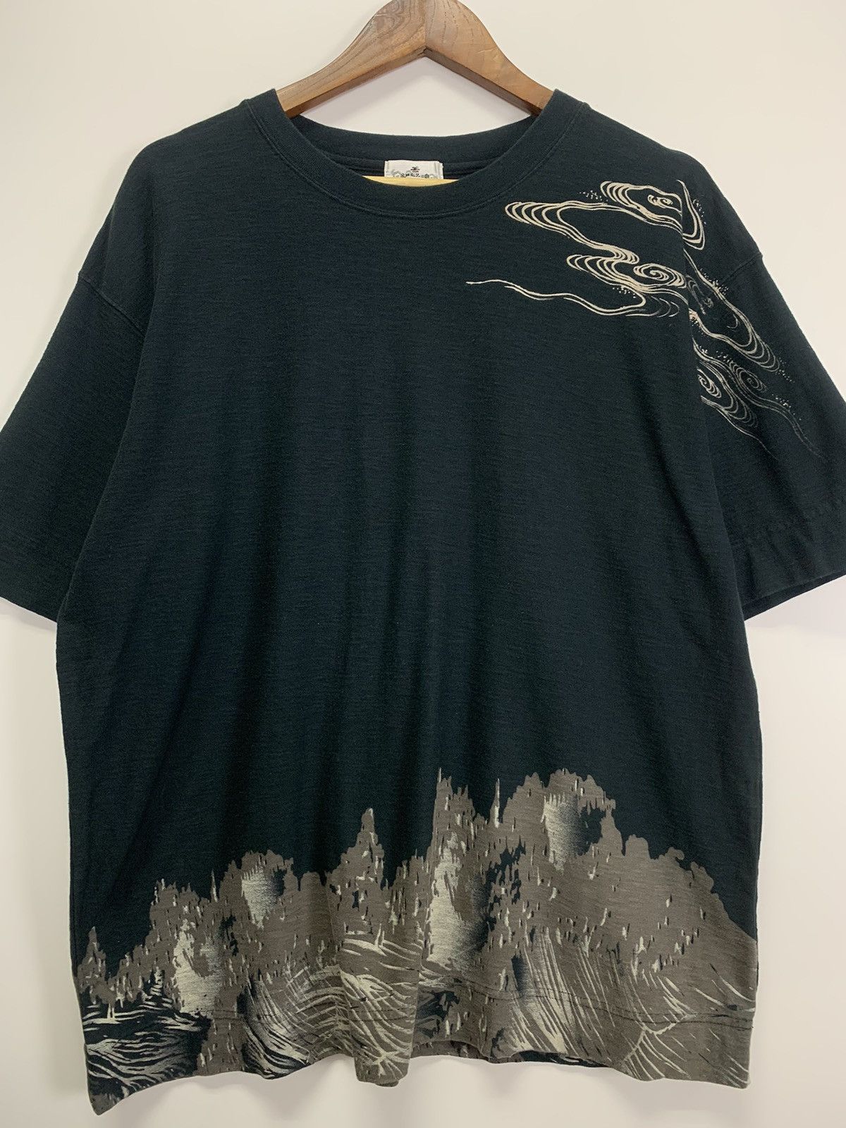 Japanese Brand Vintage Karakuri Tamashi Sukajan tee Size US XL / EU 56 / 4 - 3 Thumbnail