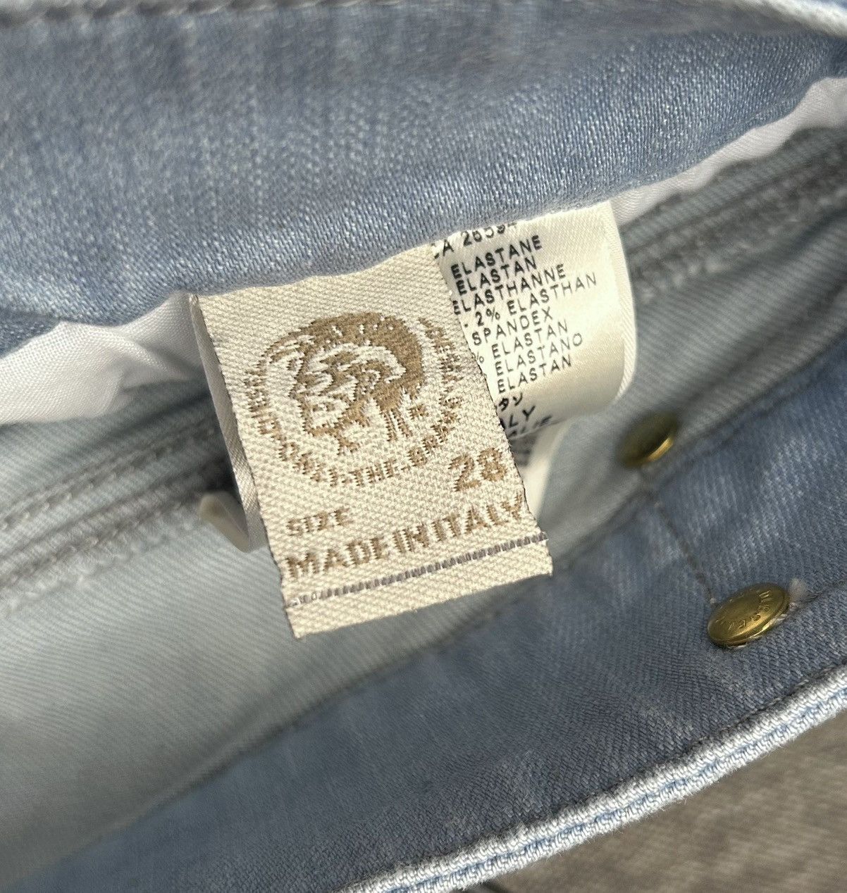Diesel Vintage Y2K Diesel Blue Denim Knee Length Shorts Size 28 Size 28" / US 6 / IT 42 - 9 Thumbnail