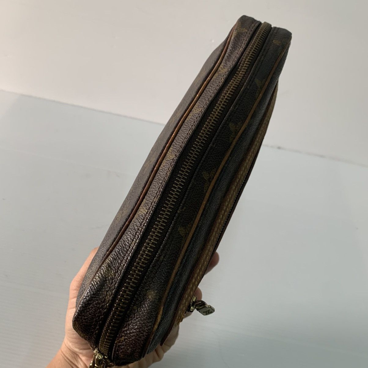 Louis Vuitton Louis Vuitton Marly Clutch Bag Size ONE SIZE - 10 Thumbnail