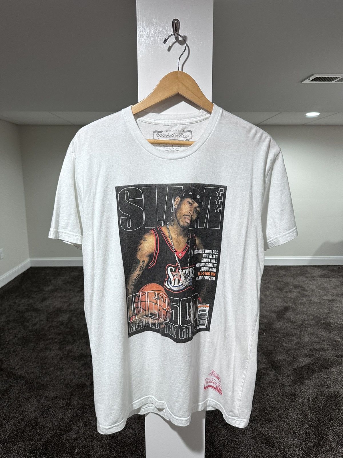 Mitchell & Ness Mitchell & Ness NBA Allen Iverson Phil Sixers White T-Shirt Size US L / EU 52-54 / 3 - 1 Thumbnail