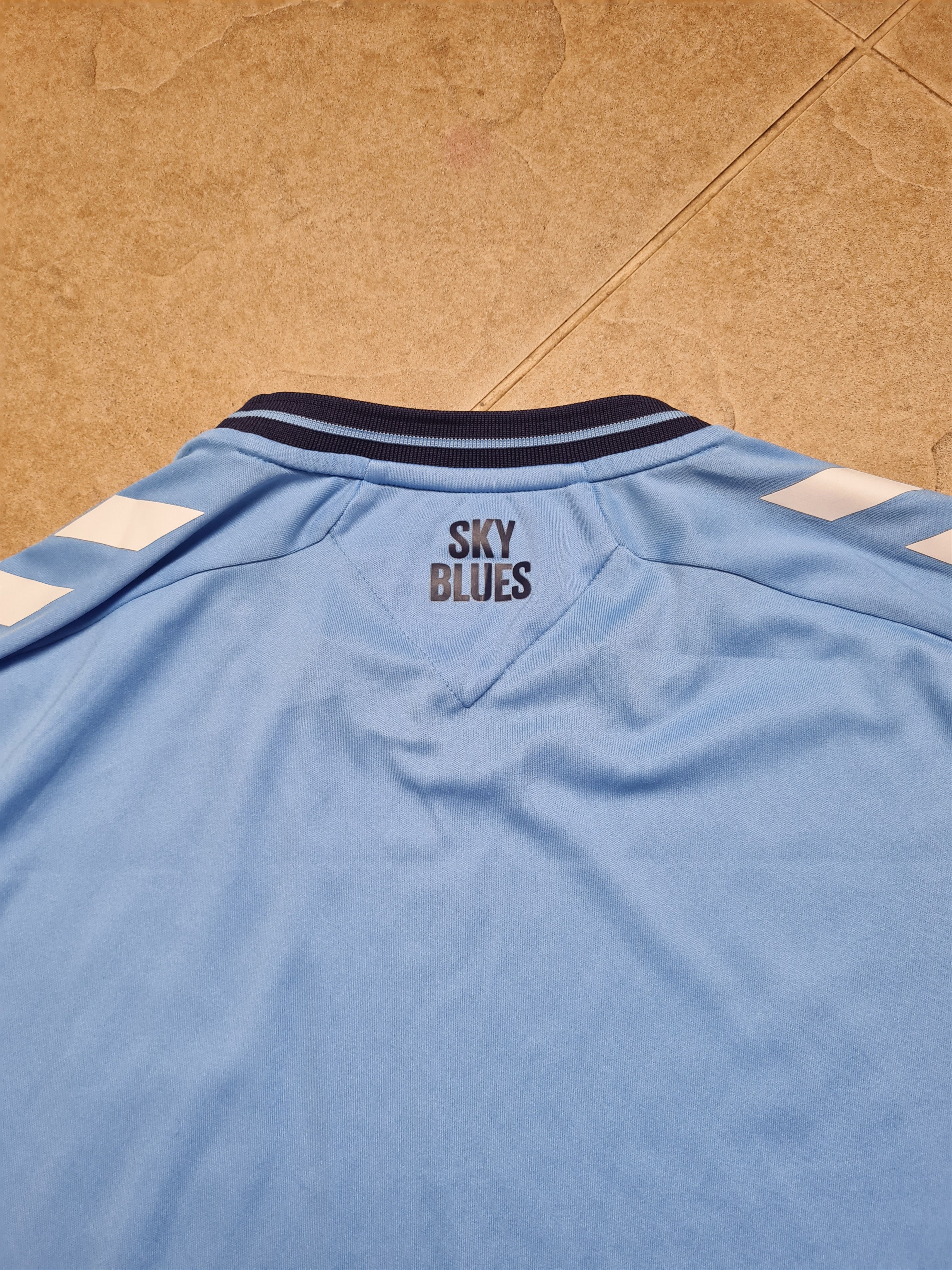 Hummel City Fc Hummel Soccer Clubs Hummel Coventry Football Kit Kit Size US M / EU 48-50 / 2 - 12 Thumbnail