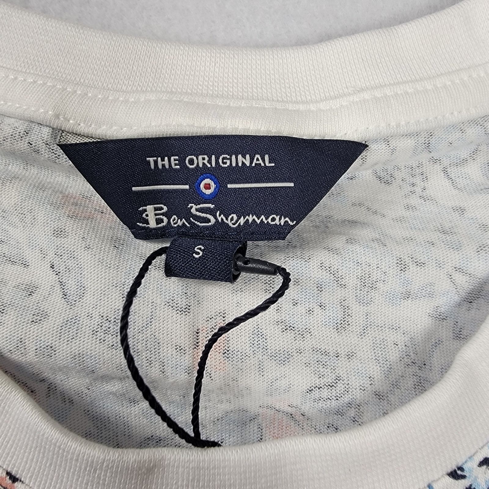 Ben Sherman Ben Sherman The Original Floral AOP Tee Mens S White NWT 610 Size US S / EU 44-46 / 1 - 4 Thumbnail