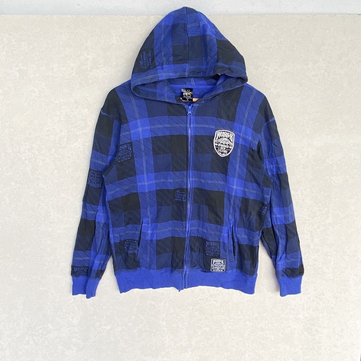 Other Vintage Russ.K Hoodie Full Zip Big Embroidered Black/Blue Size US L / EU 52-54 / 3 - 1 Thumbnail